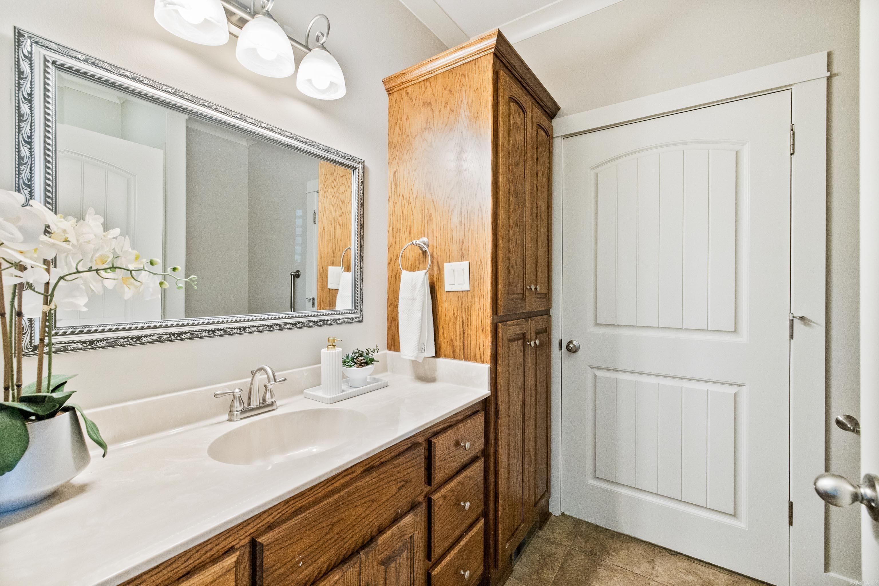3010 Coldwater Drive Property Photo 16
