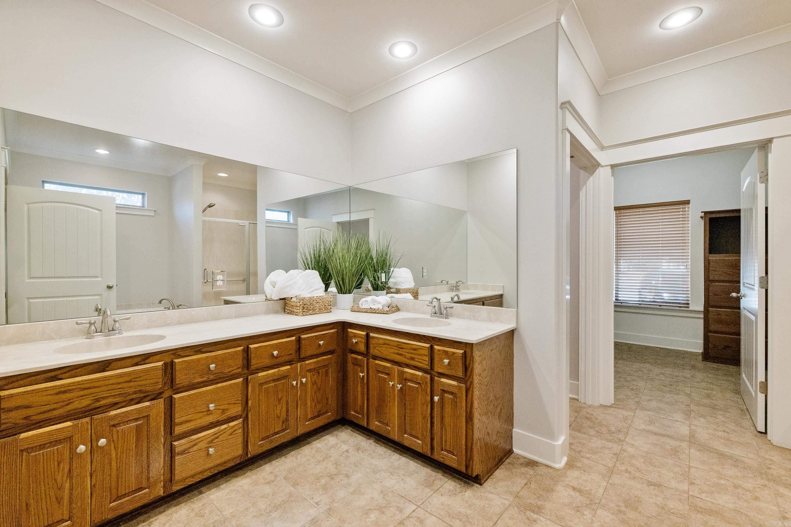 3010 Coldwater Drive Property Photo 17