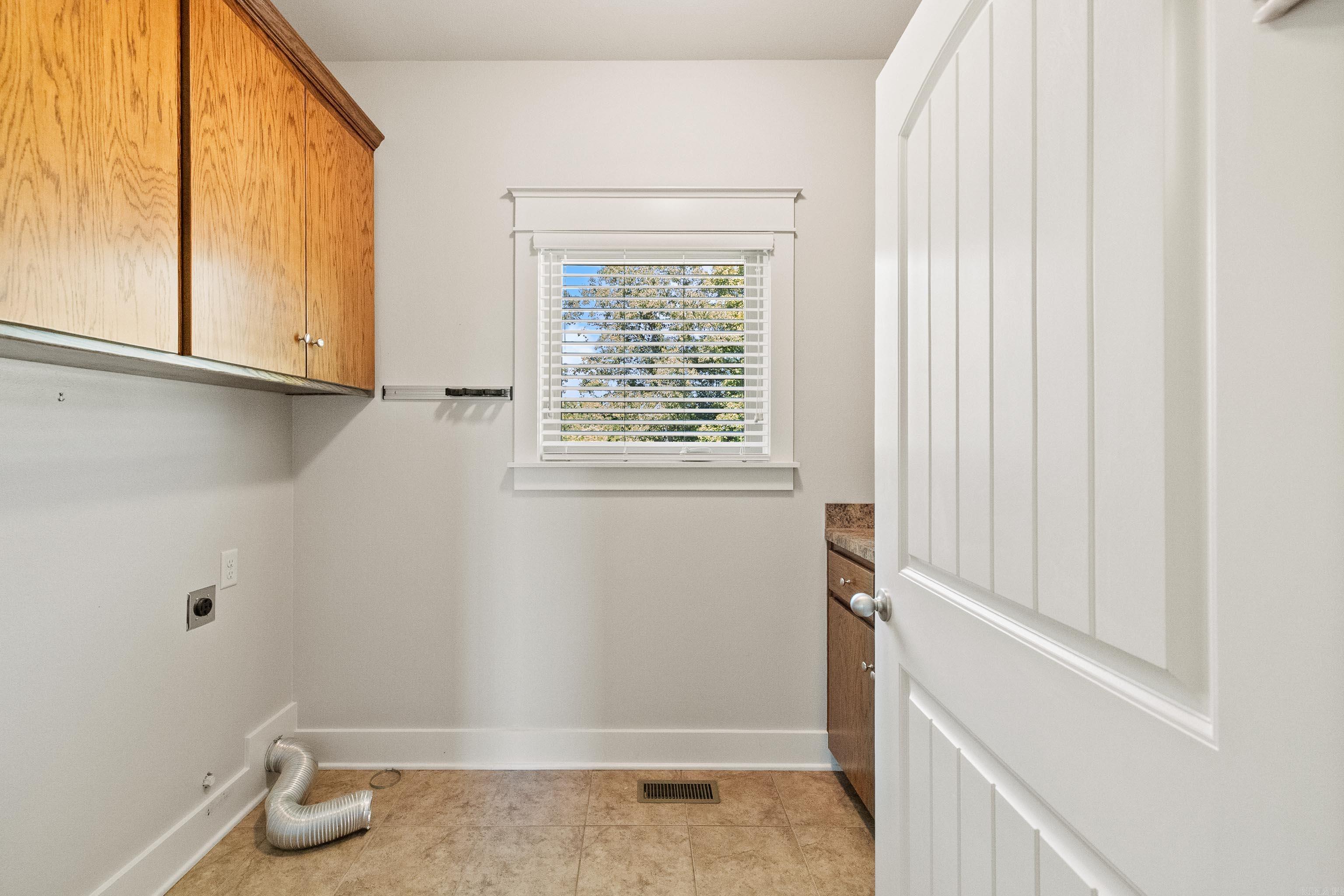 3010 Coldwater Drive Property Photo 24