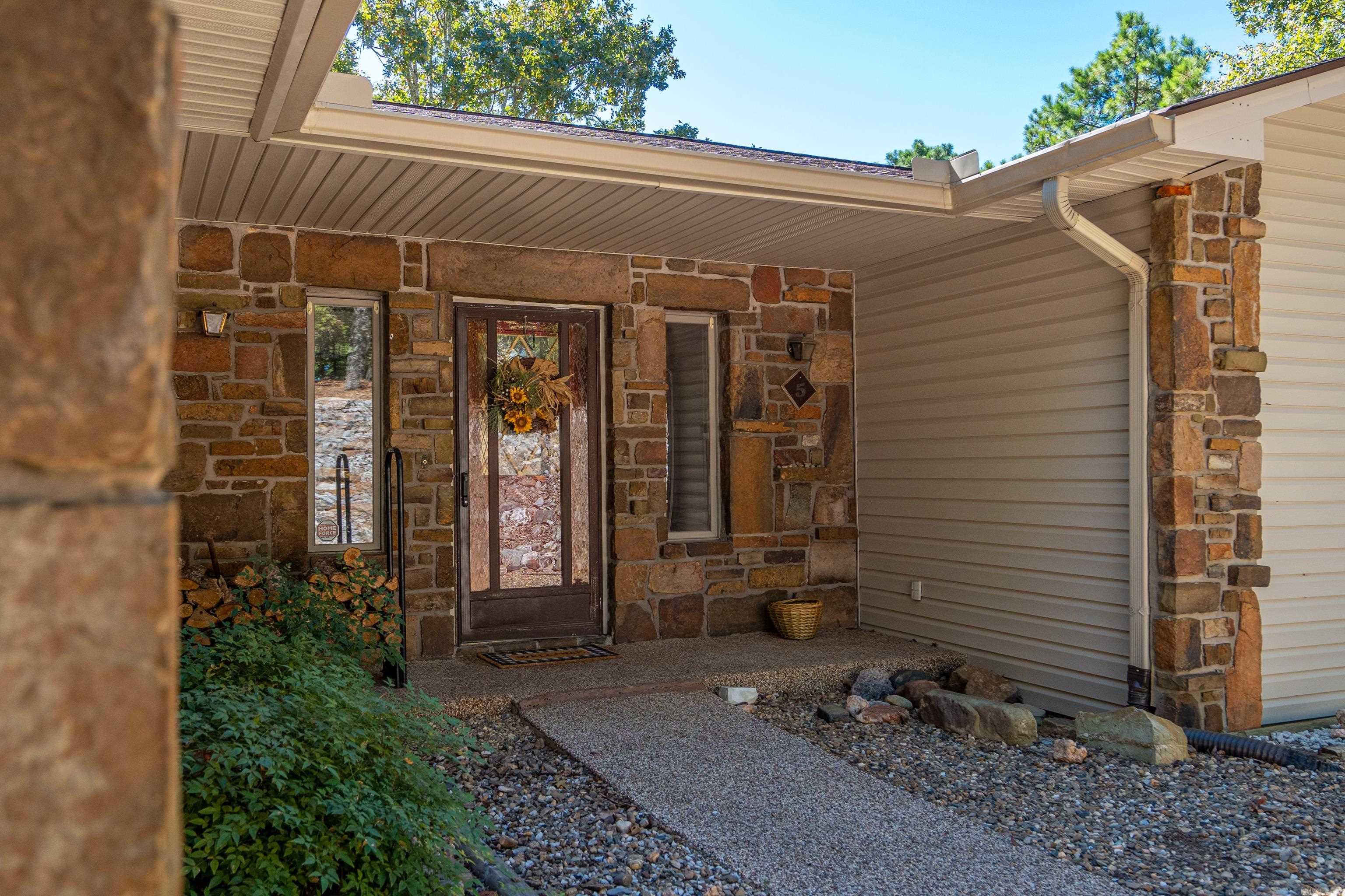 5 Andar Lane Property Photo 2