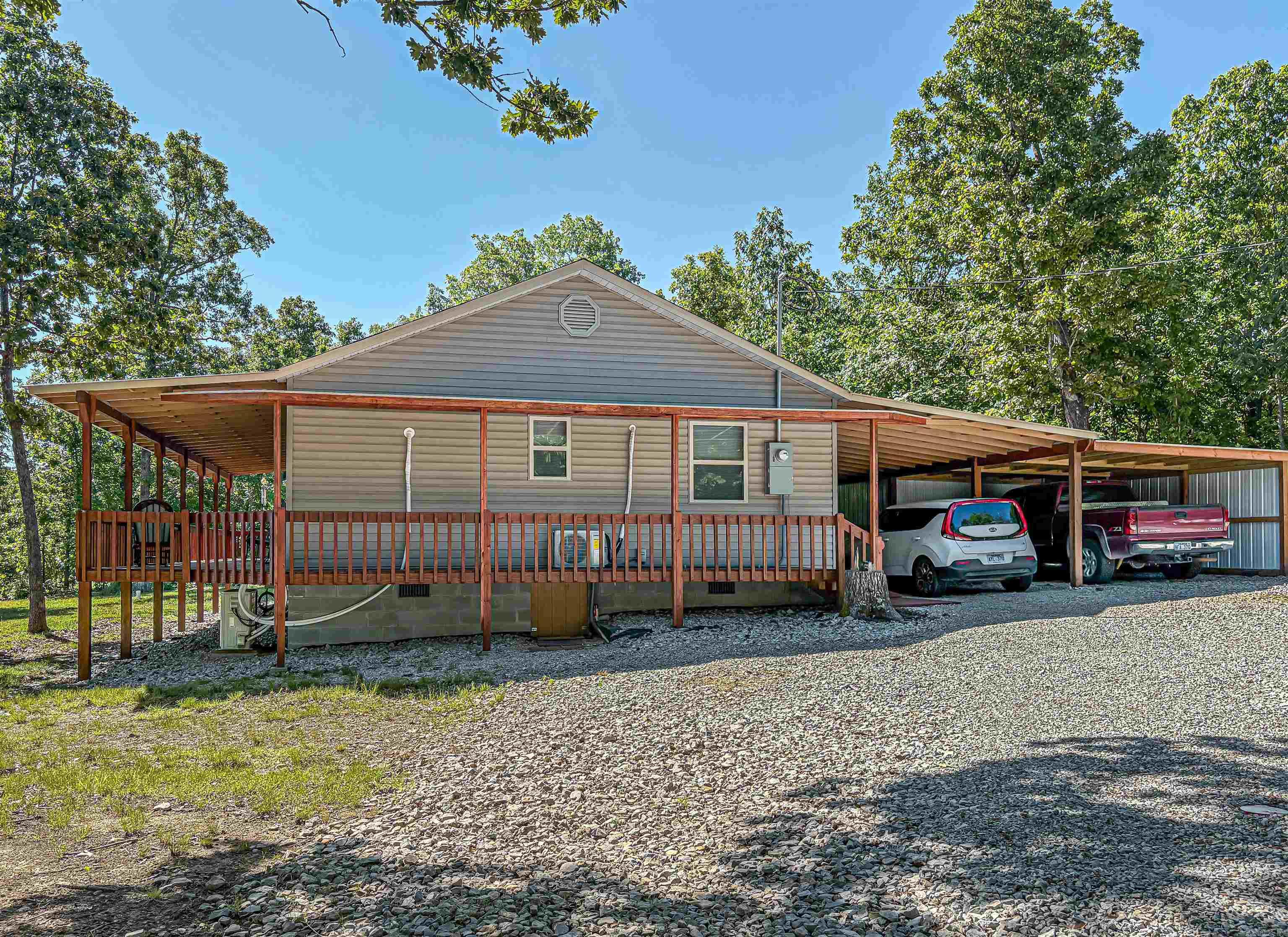 823 Mc 164 Property Photo 8