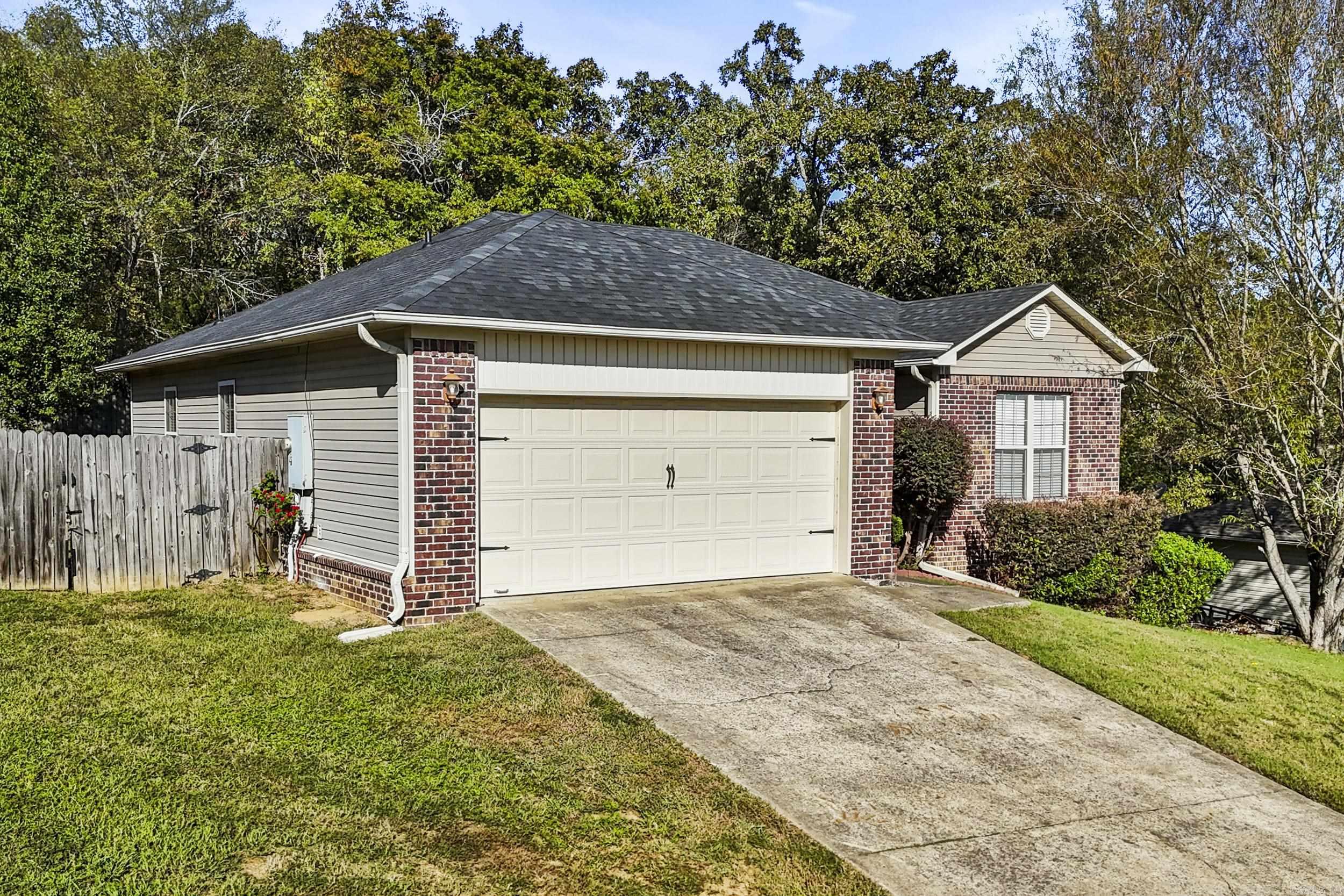 324 Weathering Lane Property Photo 3