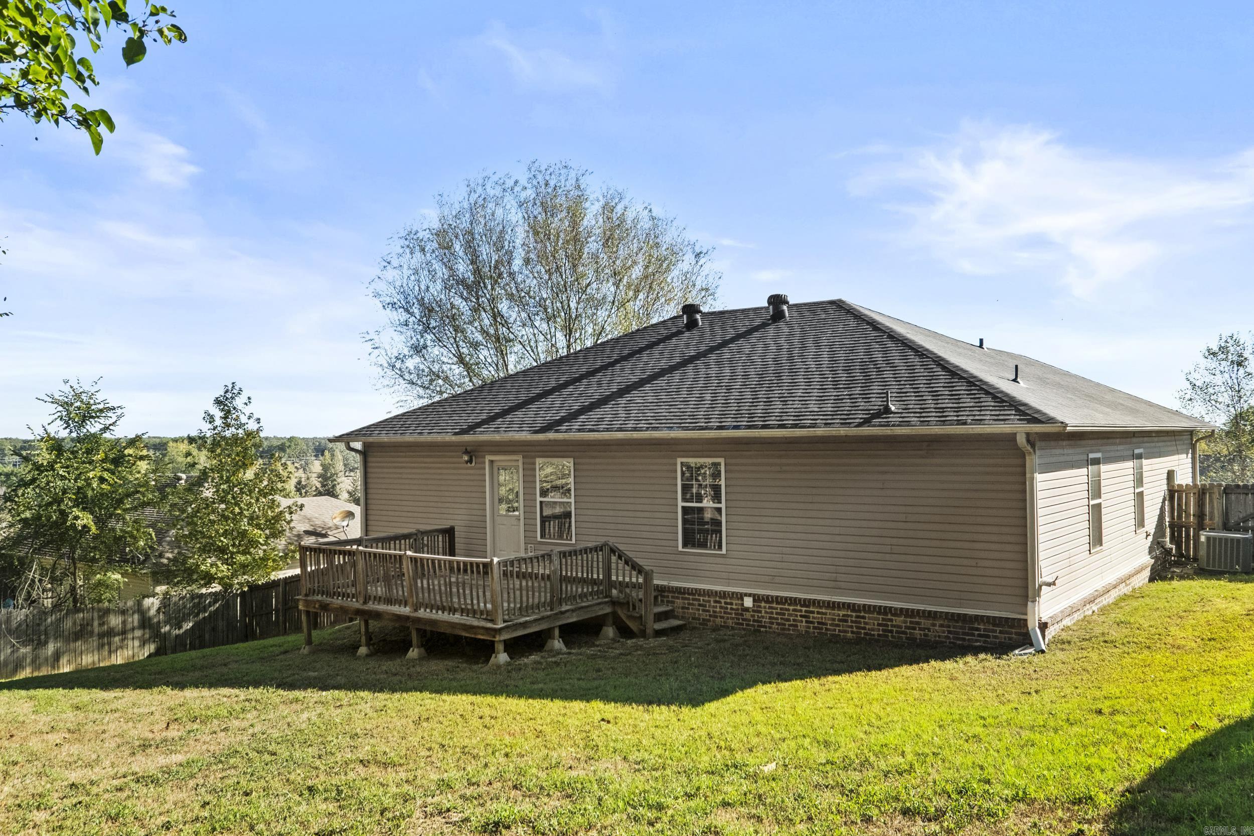 324 Weathering Lane Property Photo 7