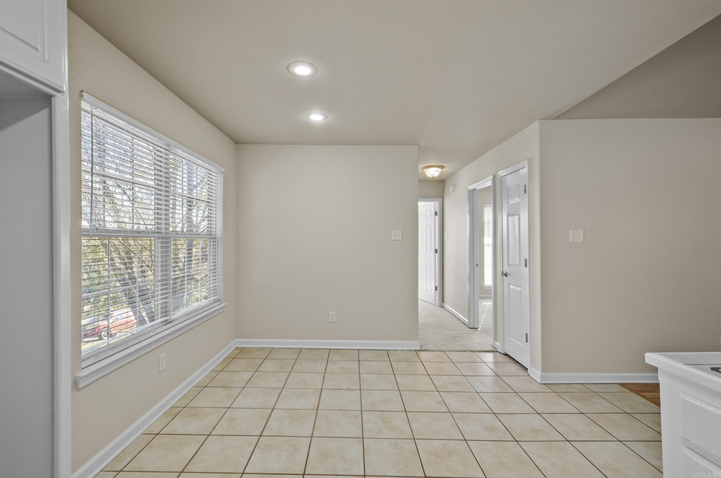 324 Weathering Lane Property Photo 11