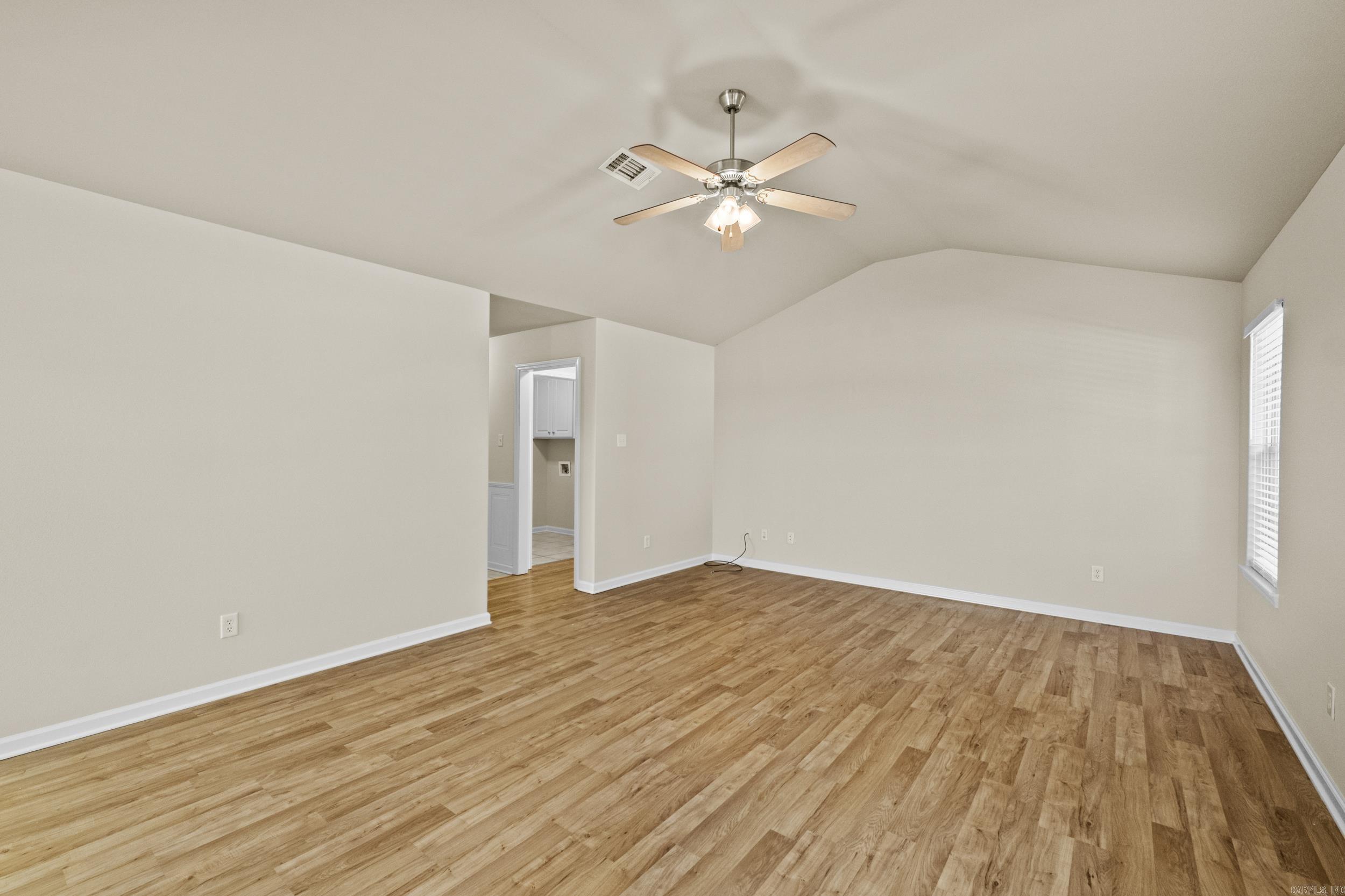 324 Weathering Lane Property Photo 14