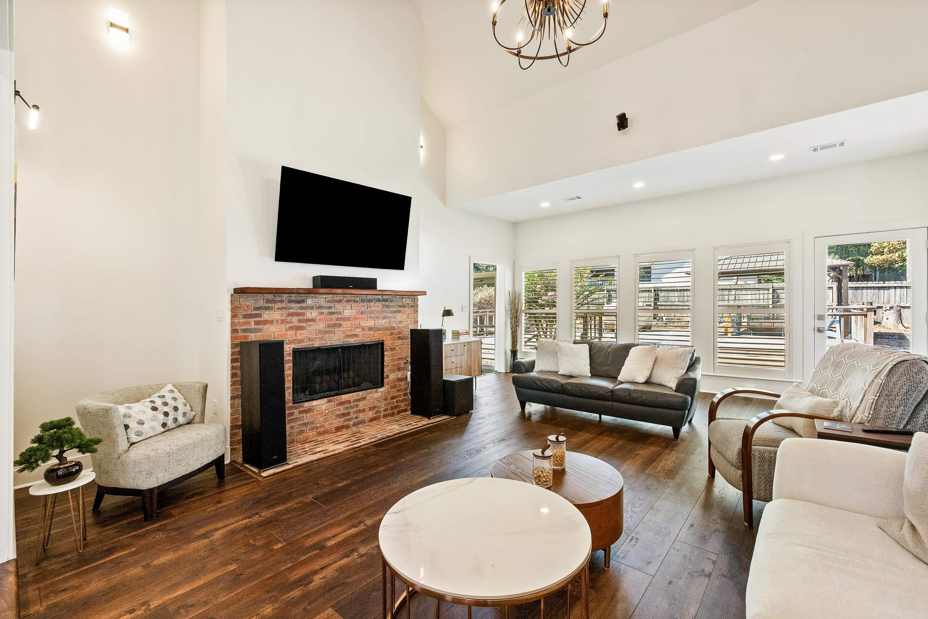 5 Saint Thomas Court Property Photo 3