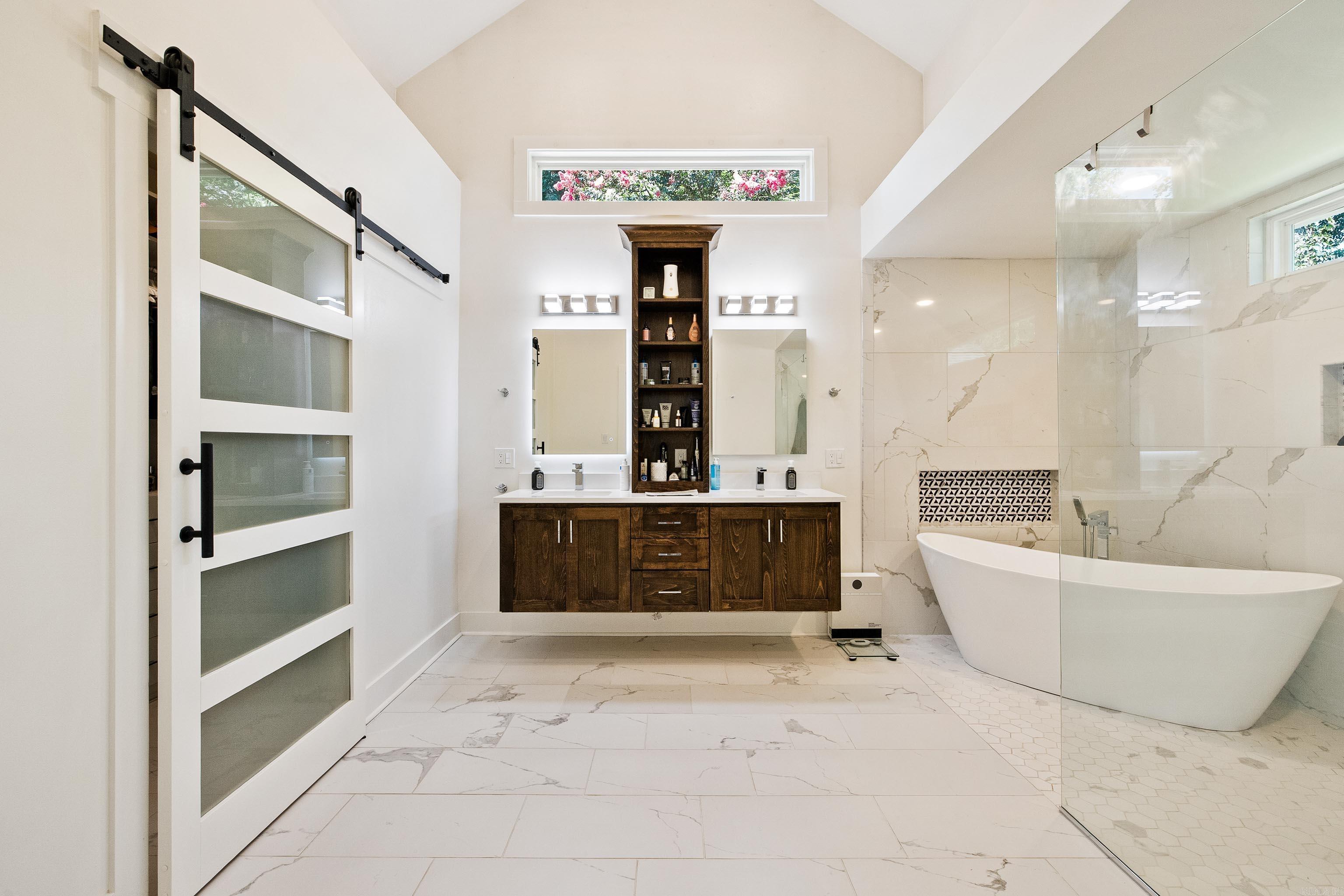 5 Saint Thomas Court Property Photo 12