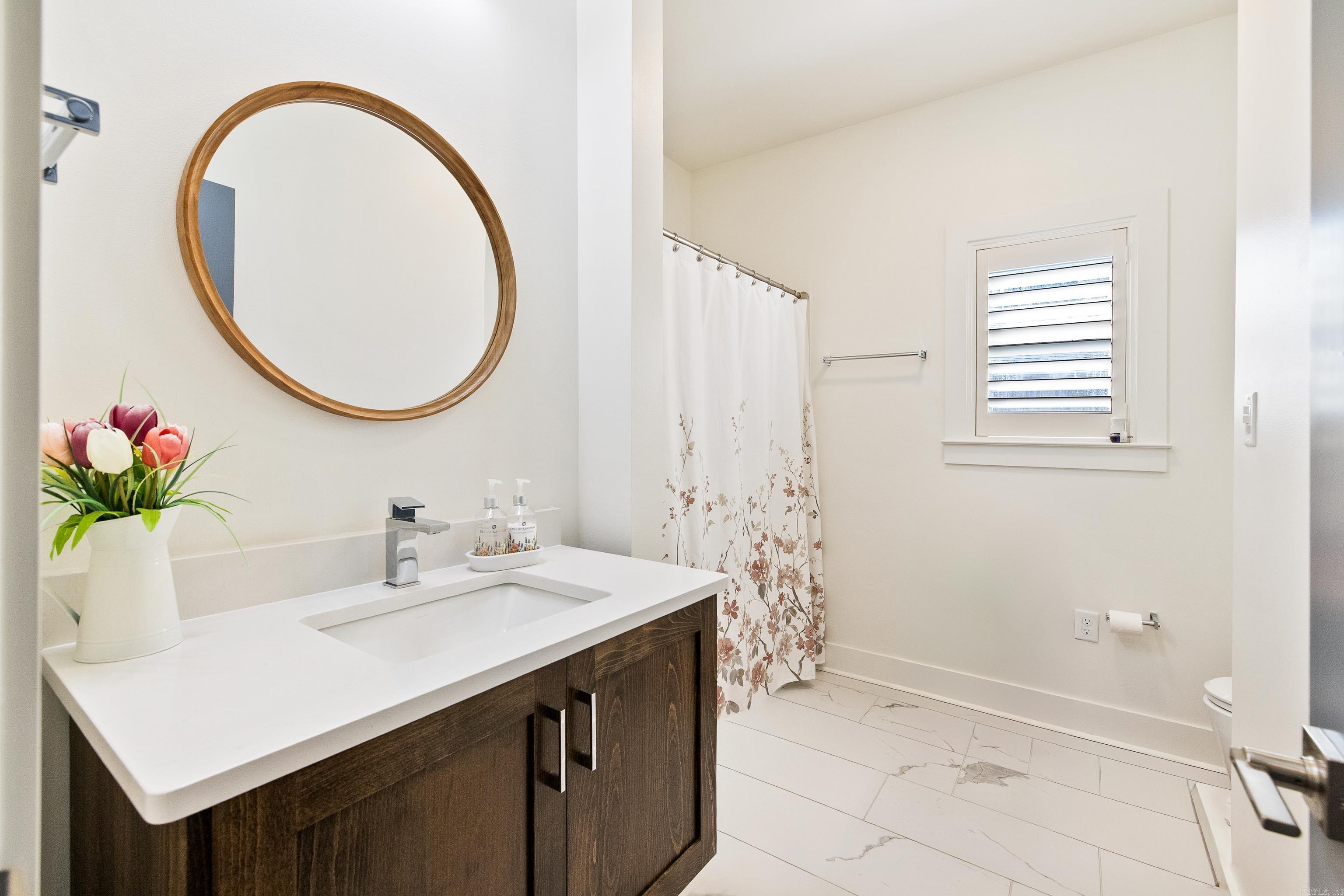 5 Saint Thomas Court Property Photo 17