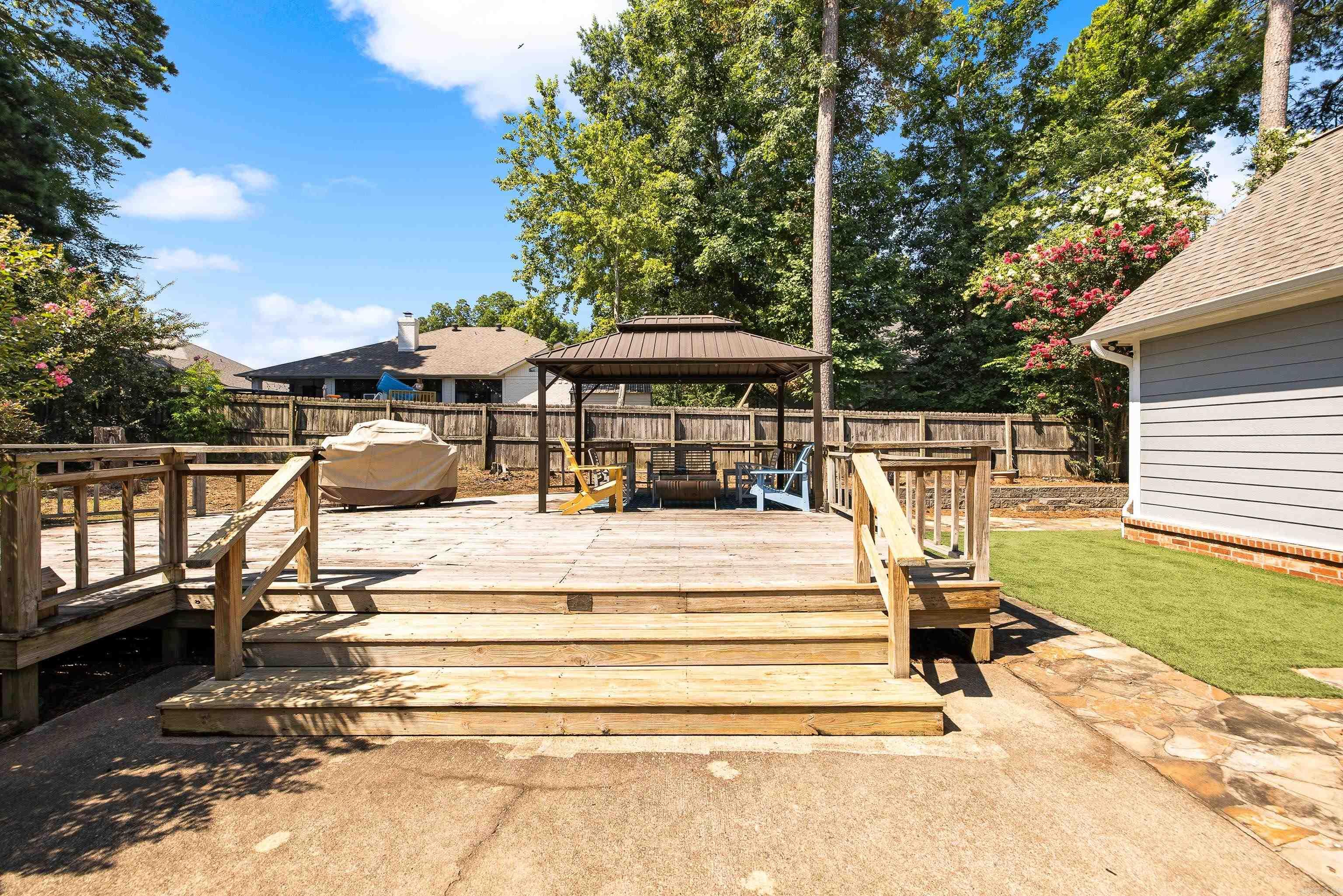 5 Saint Thomas Court Property Photo 23