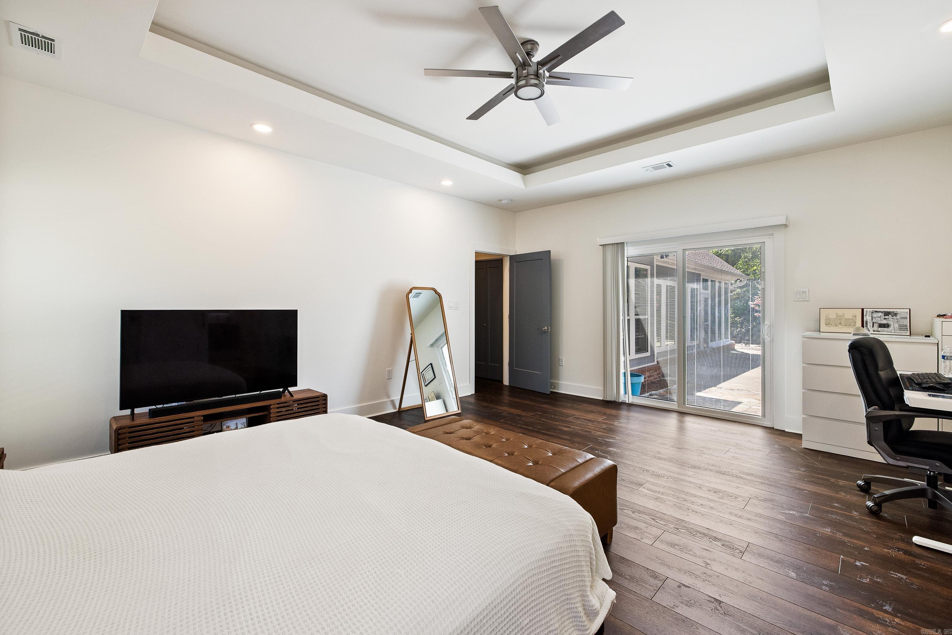 5 Saint Thomas Court Property Photo 36