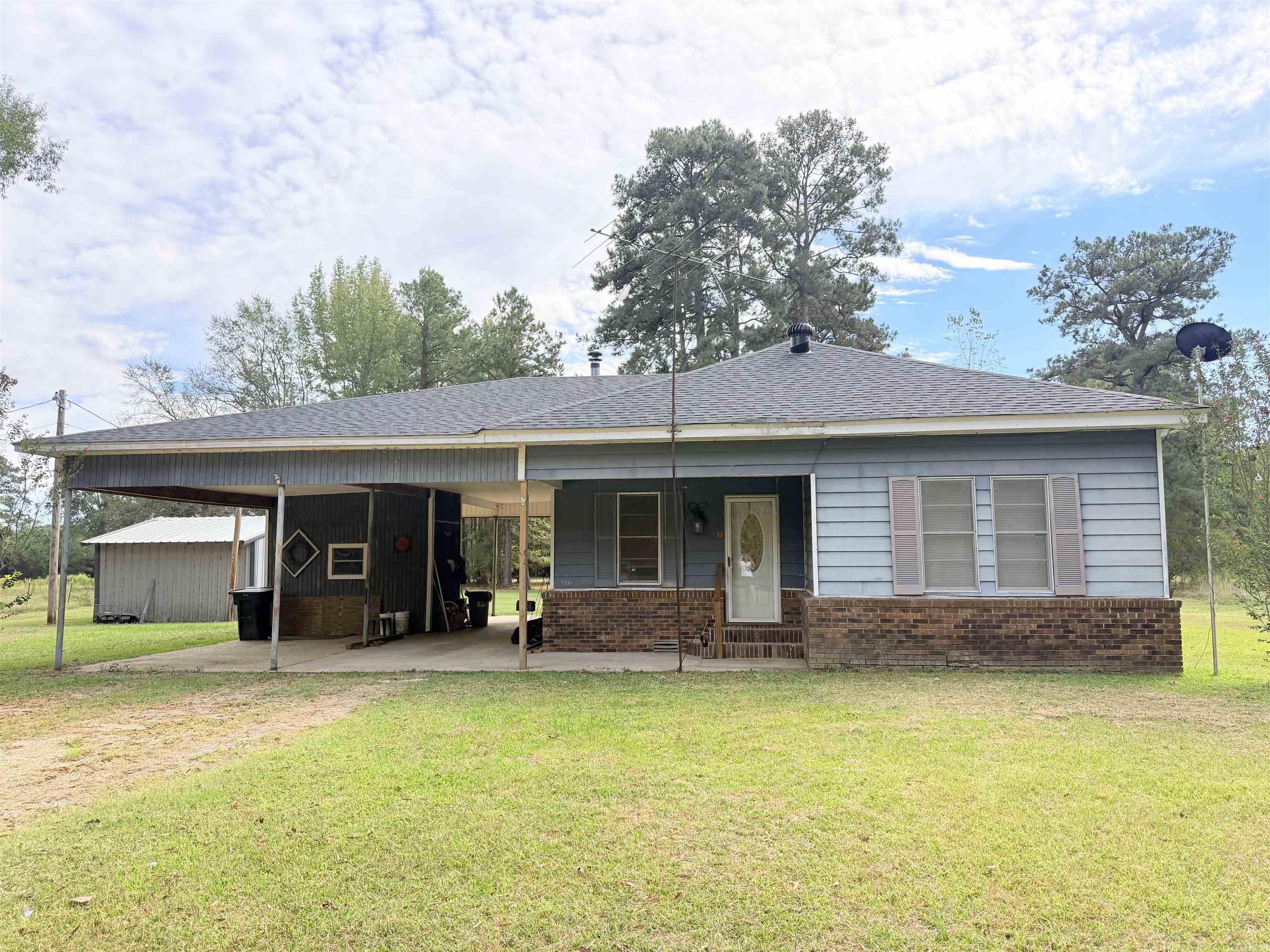 143 Wilmar Rd Property Photo 1