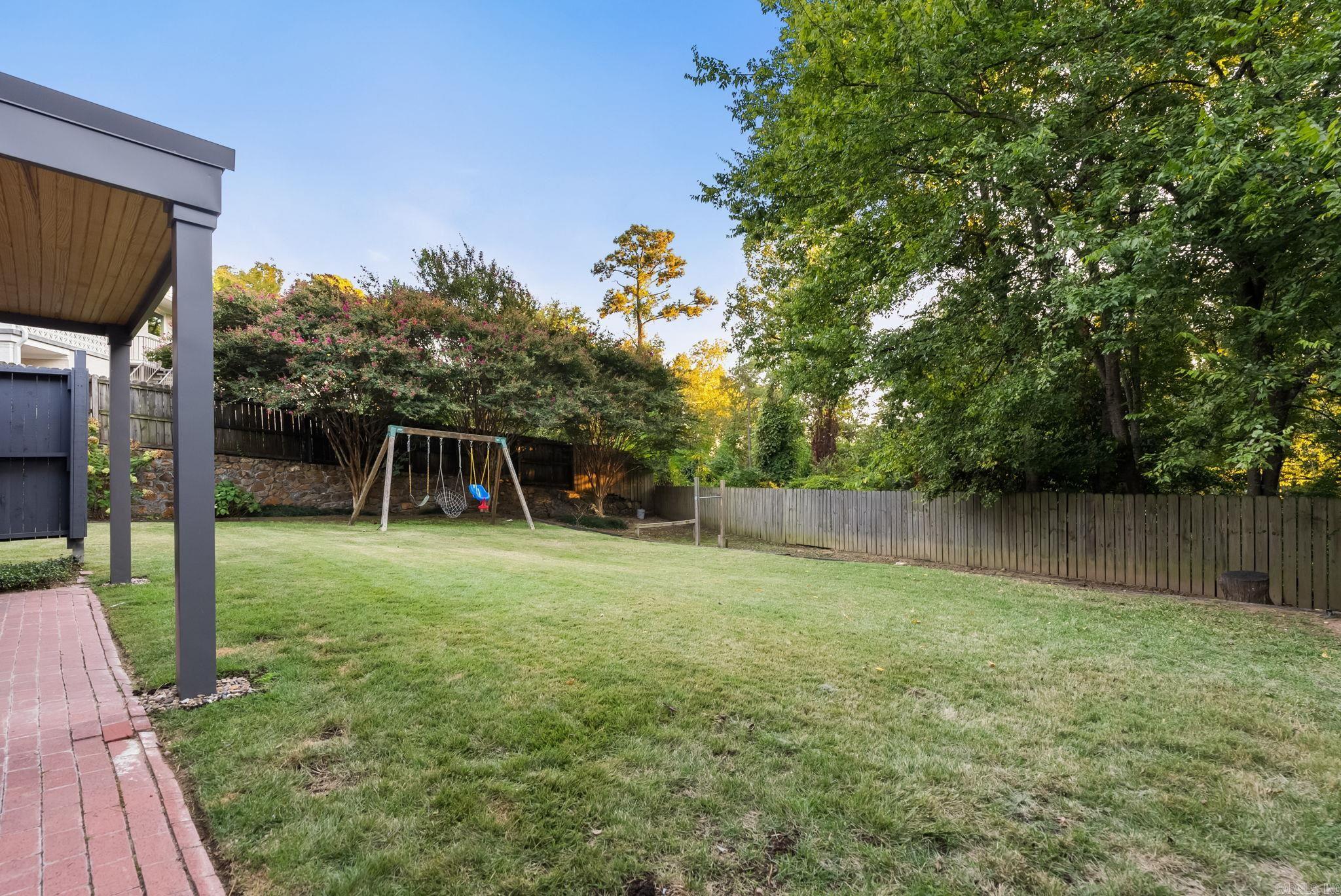 8 Lenon Drive Property Photo 49