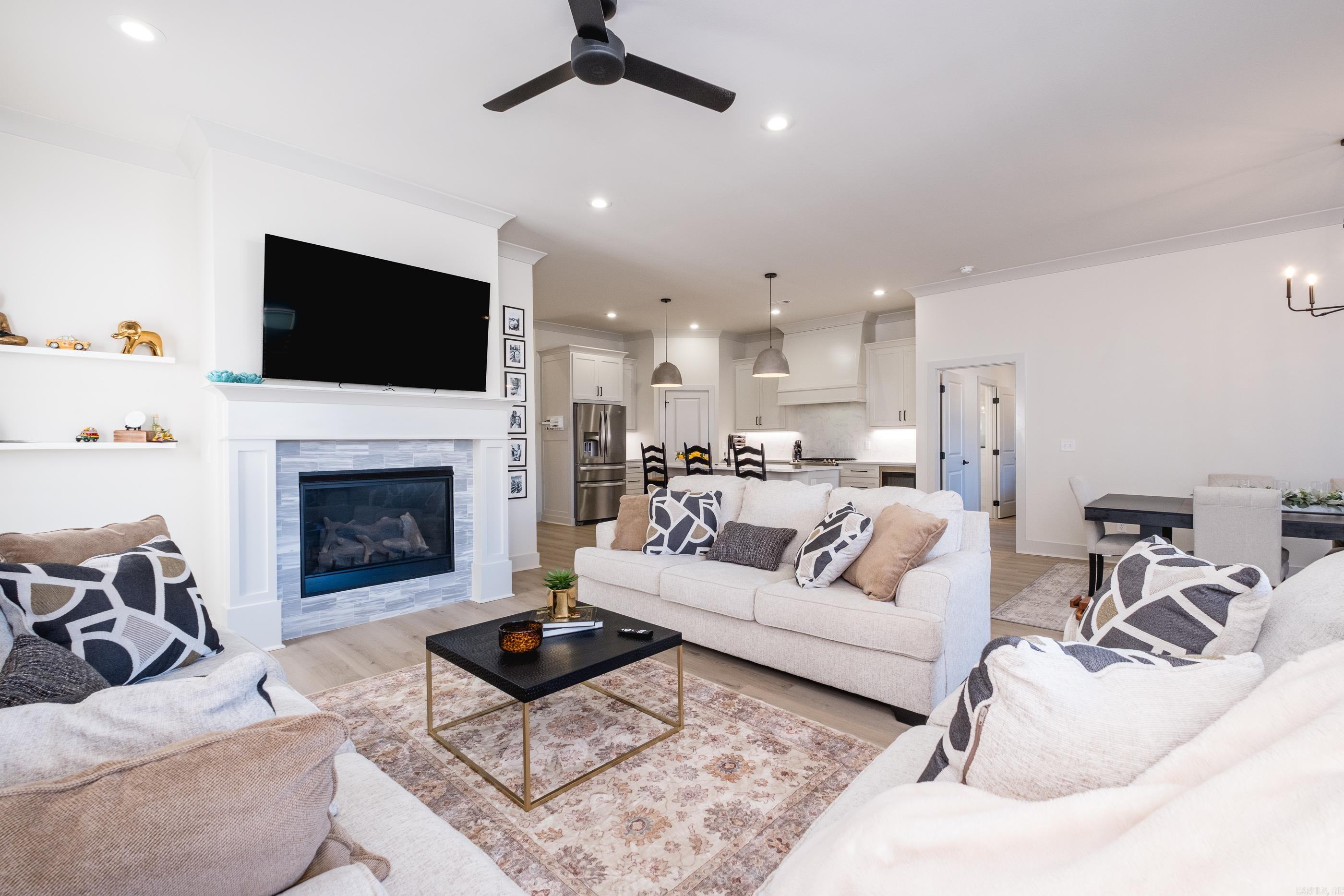 346 Fletcher Loop Property Photo 8