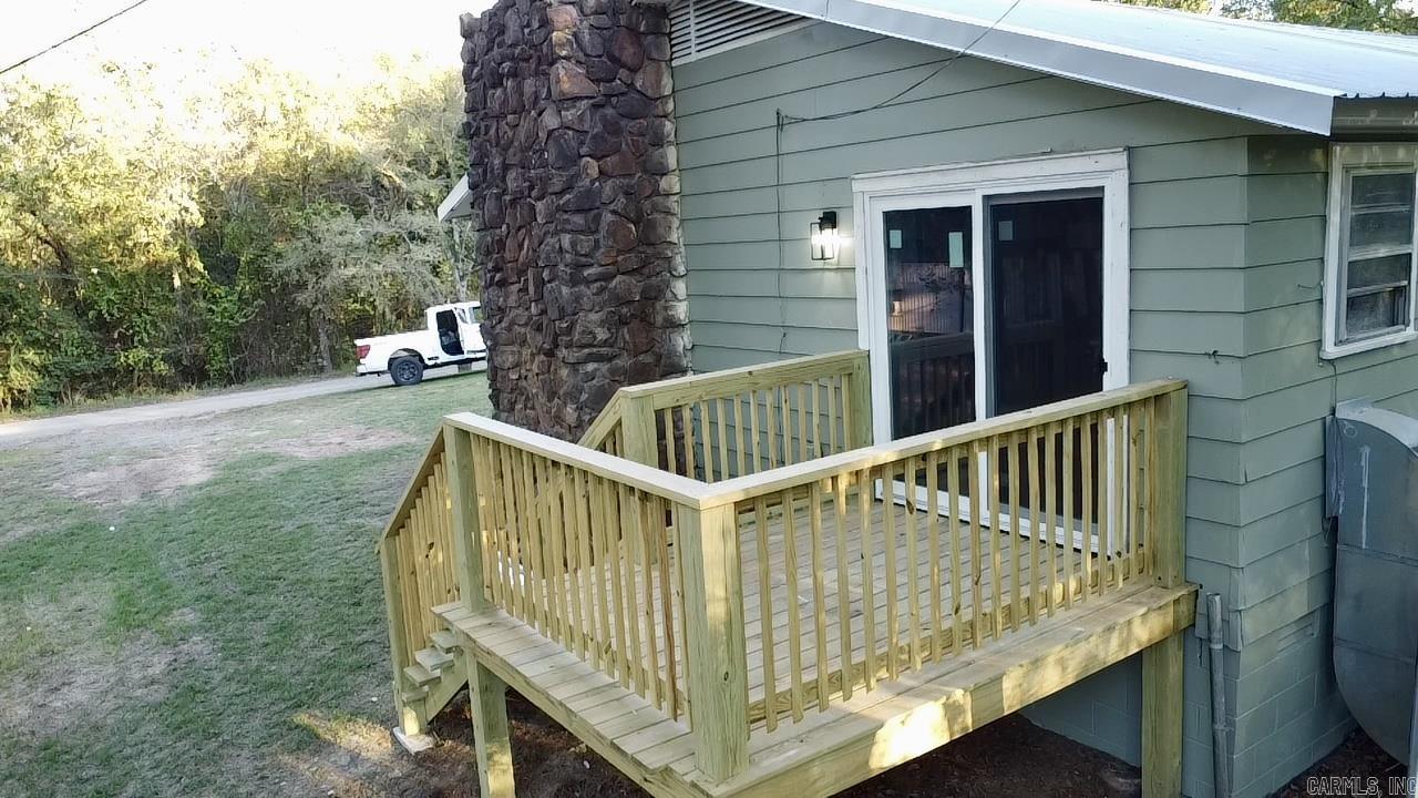 1684 County Road 3550 Property Photo 5