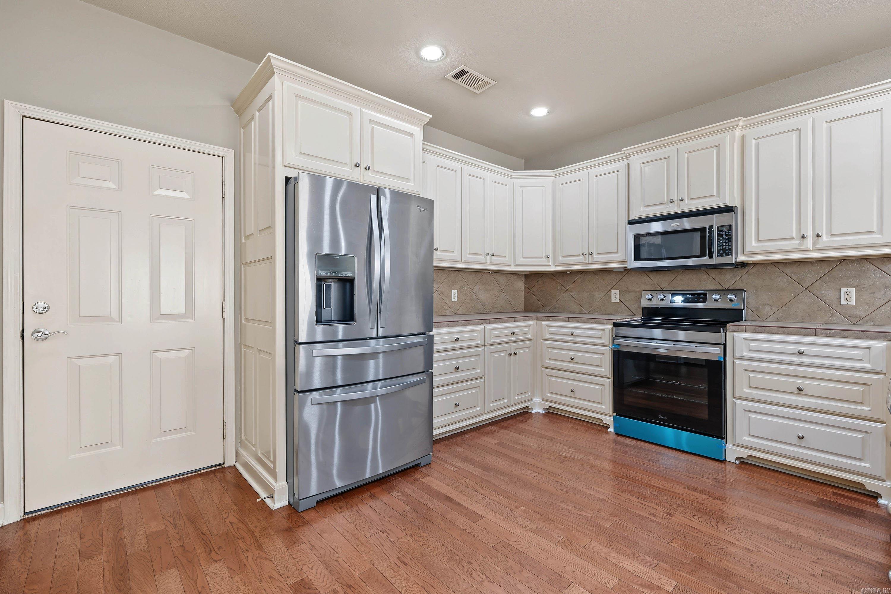 1306 Stagecoach Village Property Photo 9