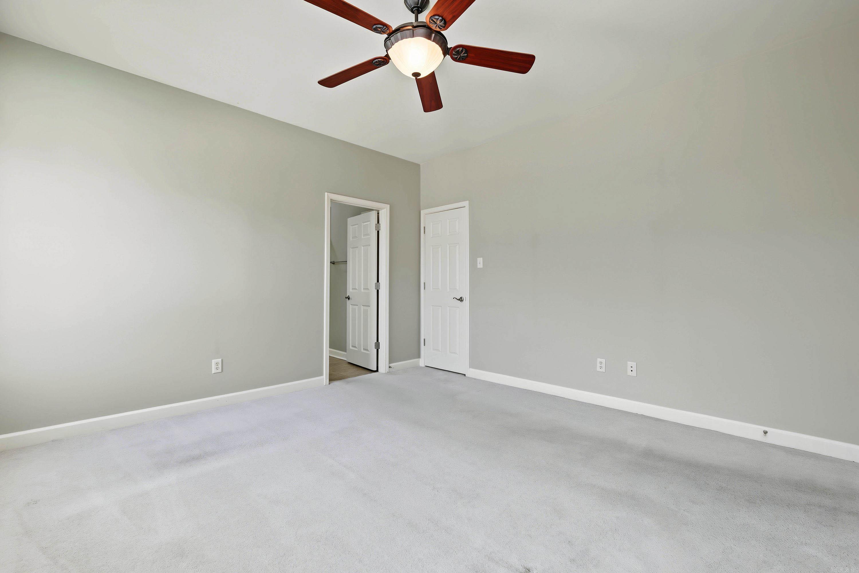 1306 Stagecoach Village Property Photo 16