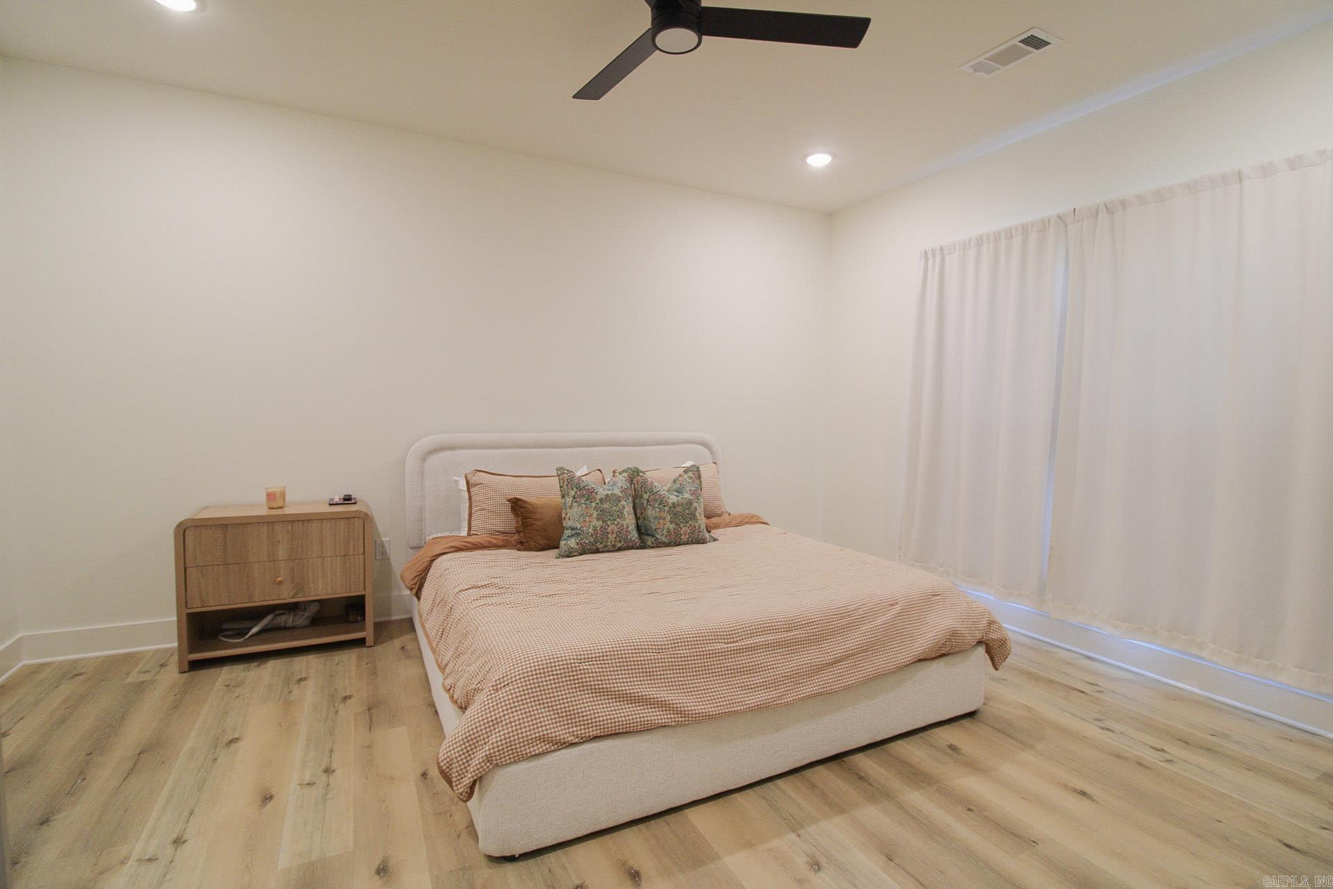5 Songbird Cove Property Photo 10