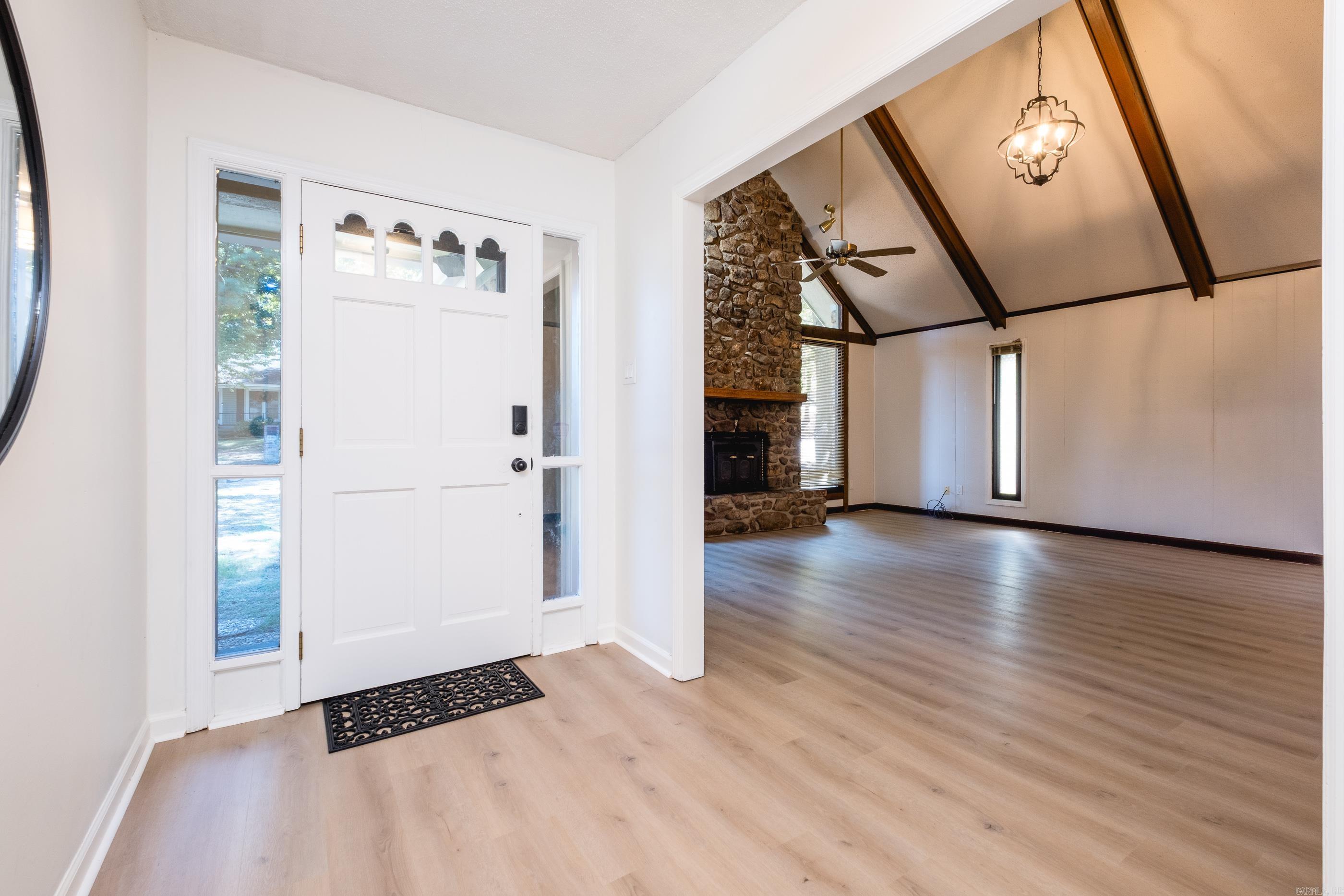 11004 Dogwood Cove Property Photo 4