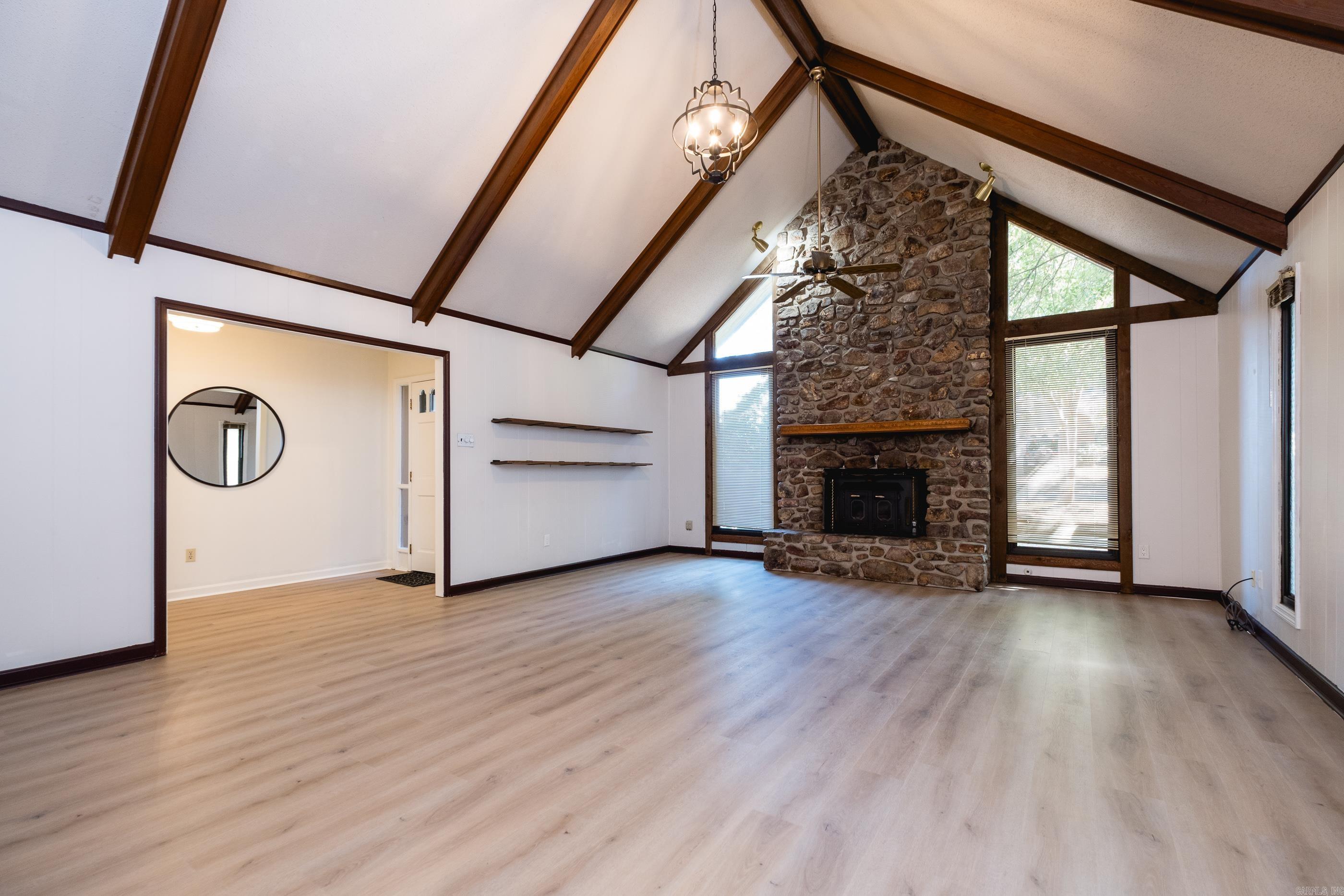 11004 Dogwood Cove Property Photo 9