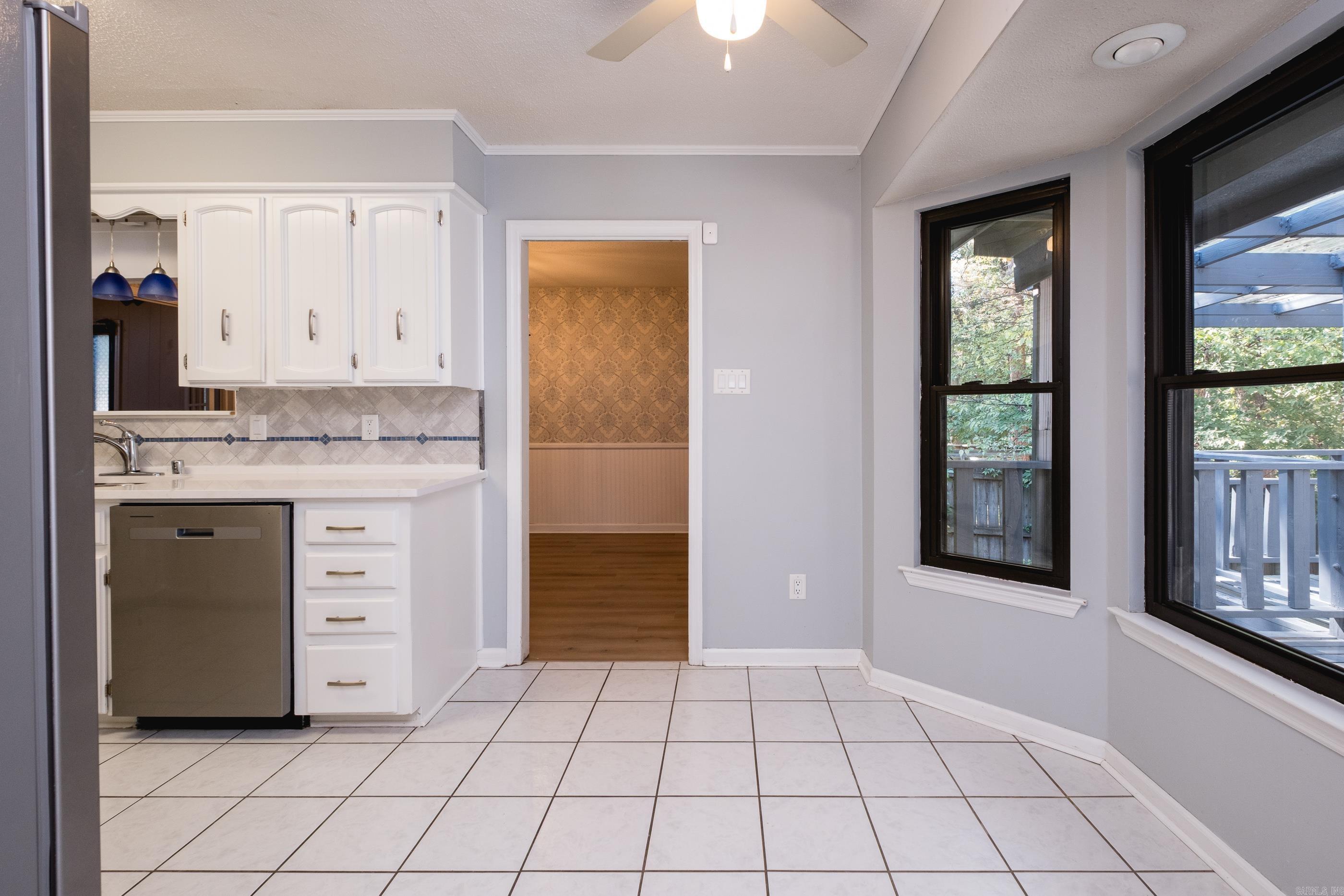 11004 Dogwood Cove Property Photo 15