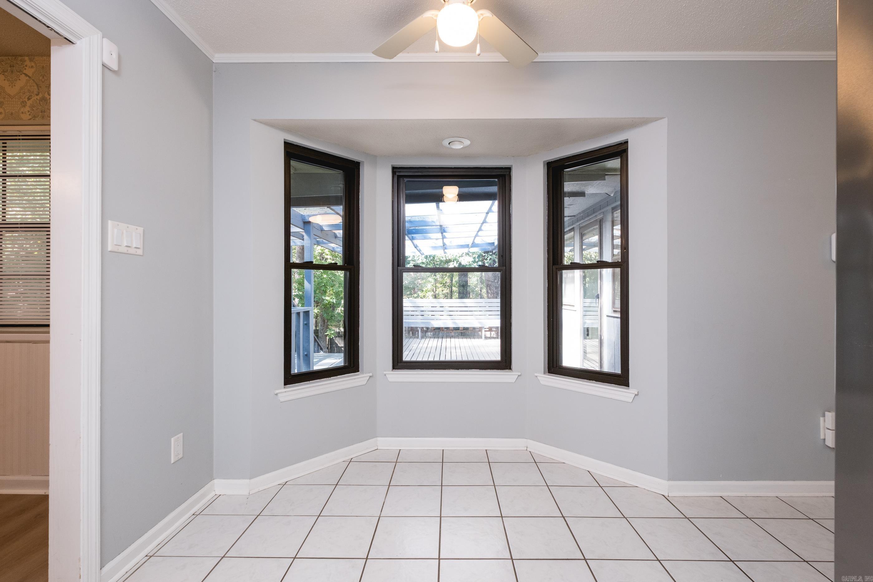 11004 Dogwood Cove Property Photo 16