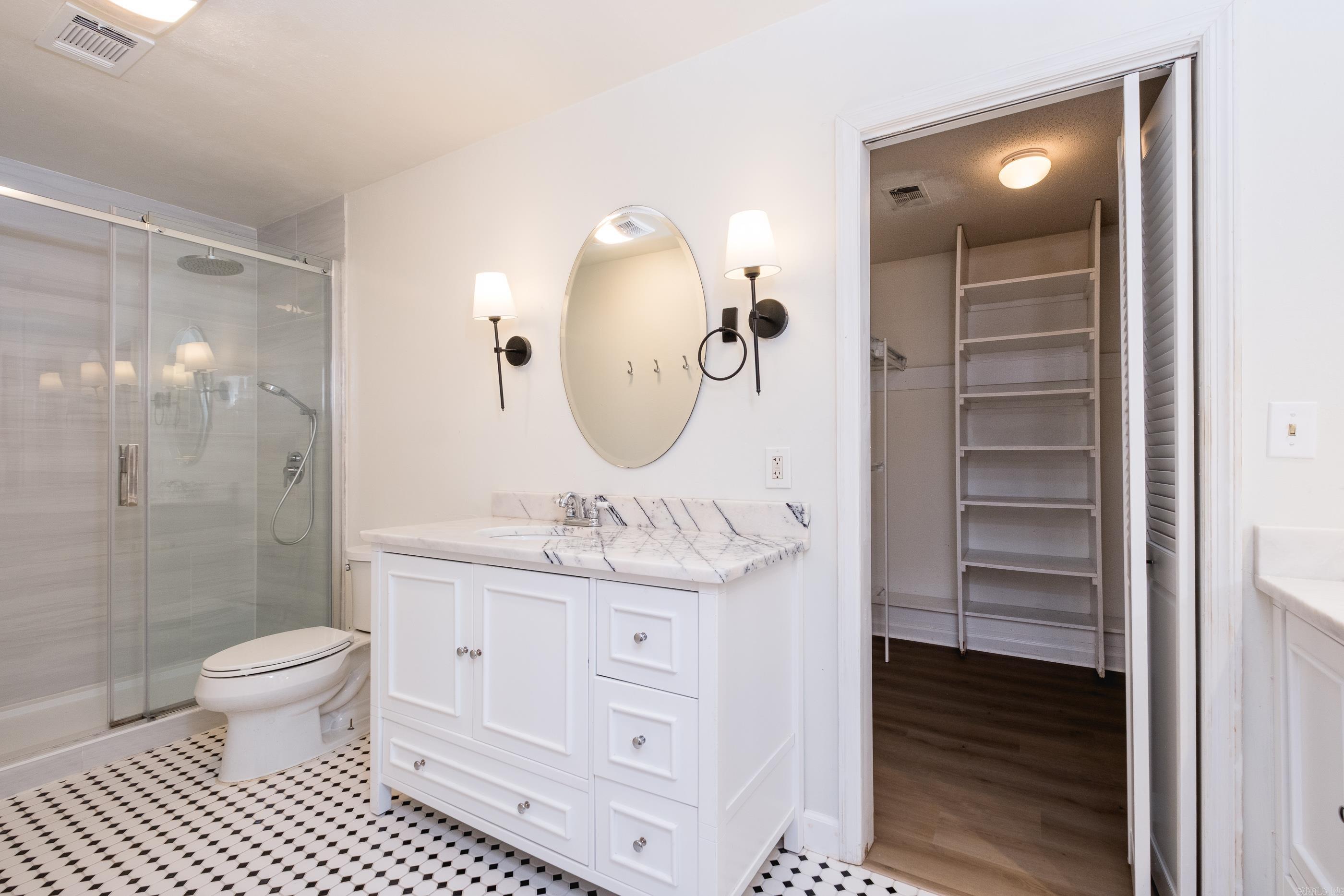 11004 Dogwood Cove Property Photo 33