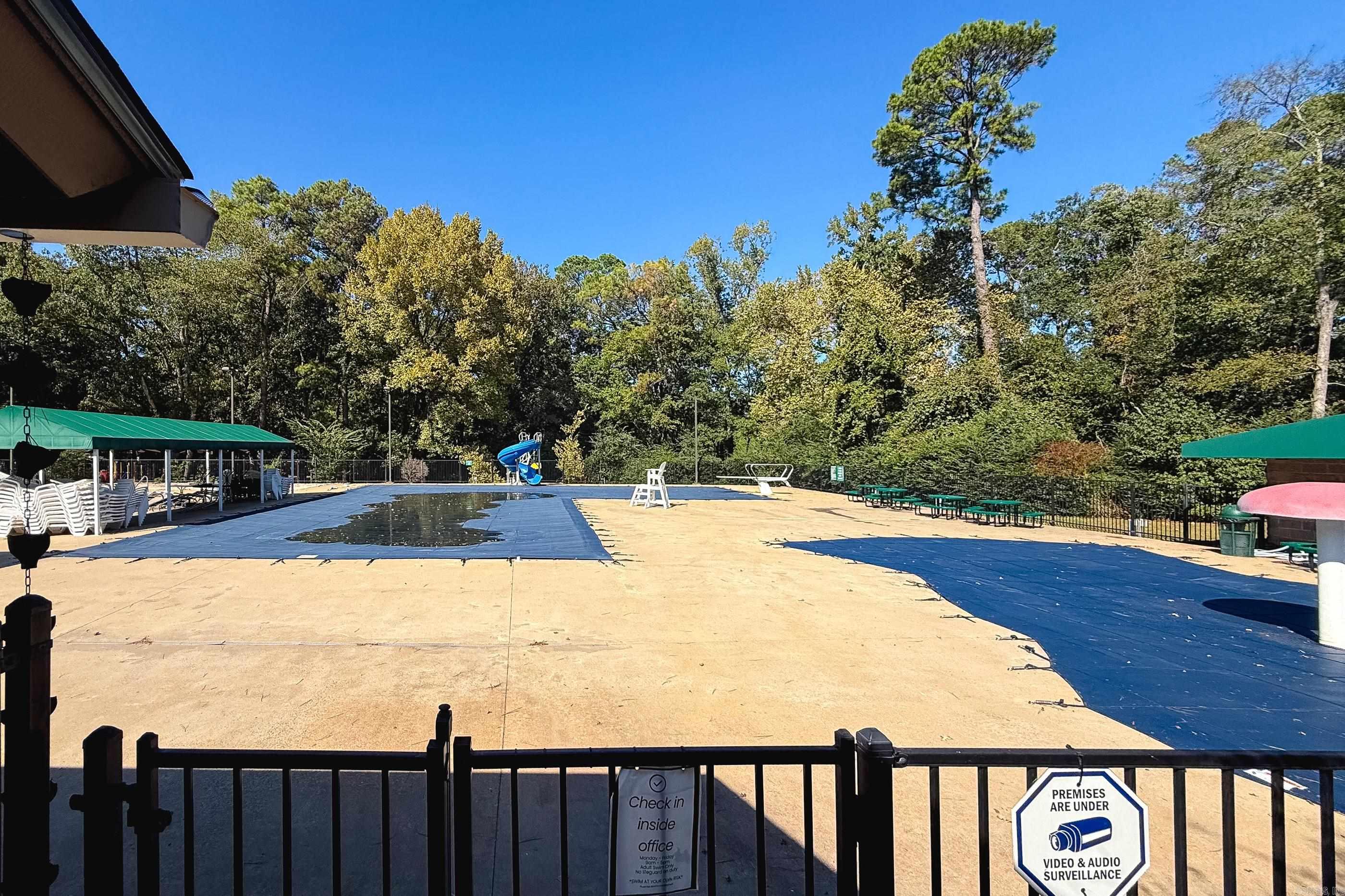 11004 Dogwood Cove Property Photo 47