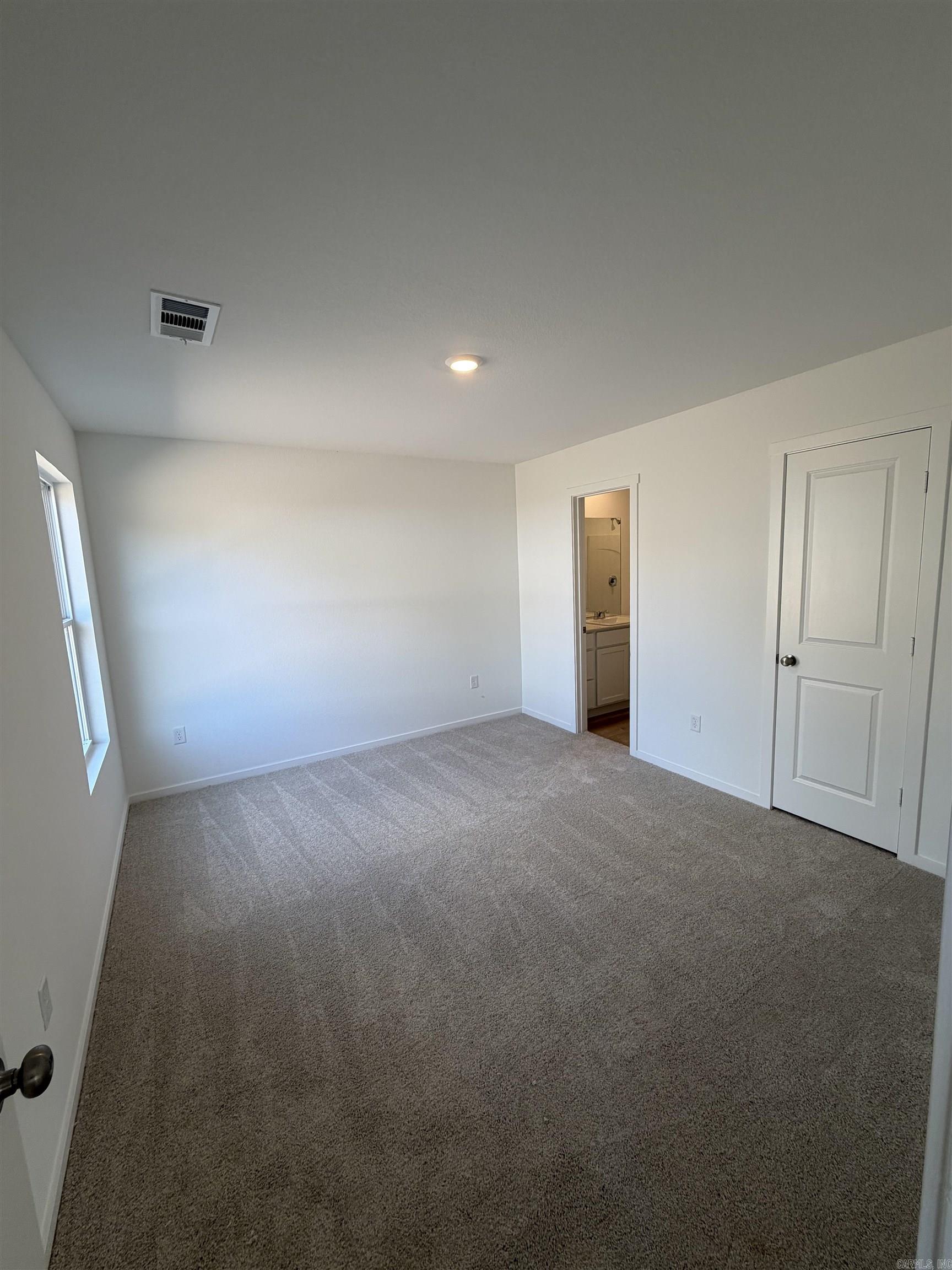 408 Mistflower Cove Property Photo 5