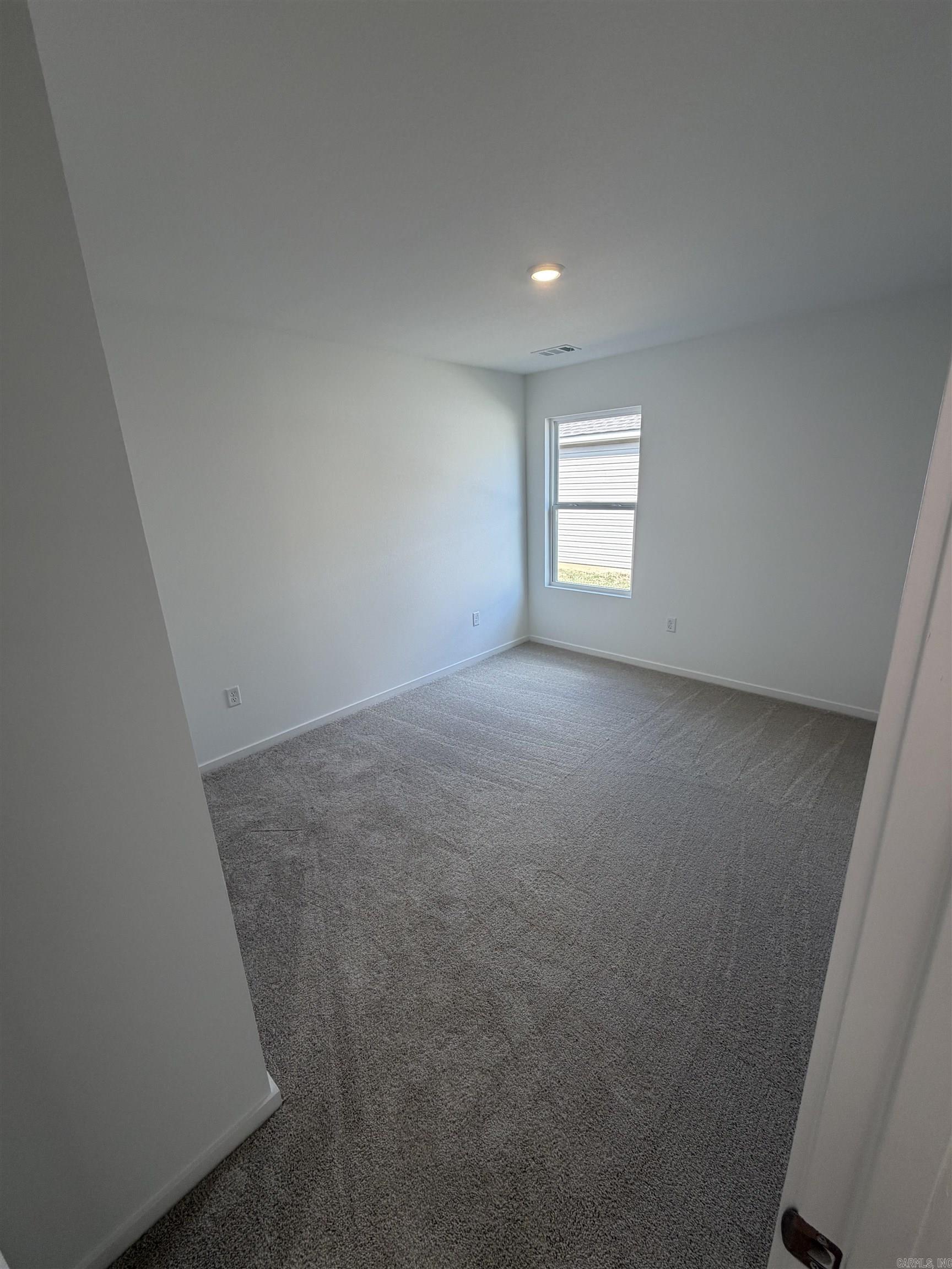 408 Mistflower Cove Property Photo 9