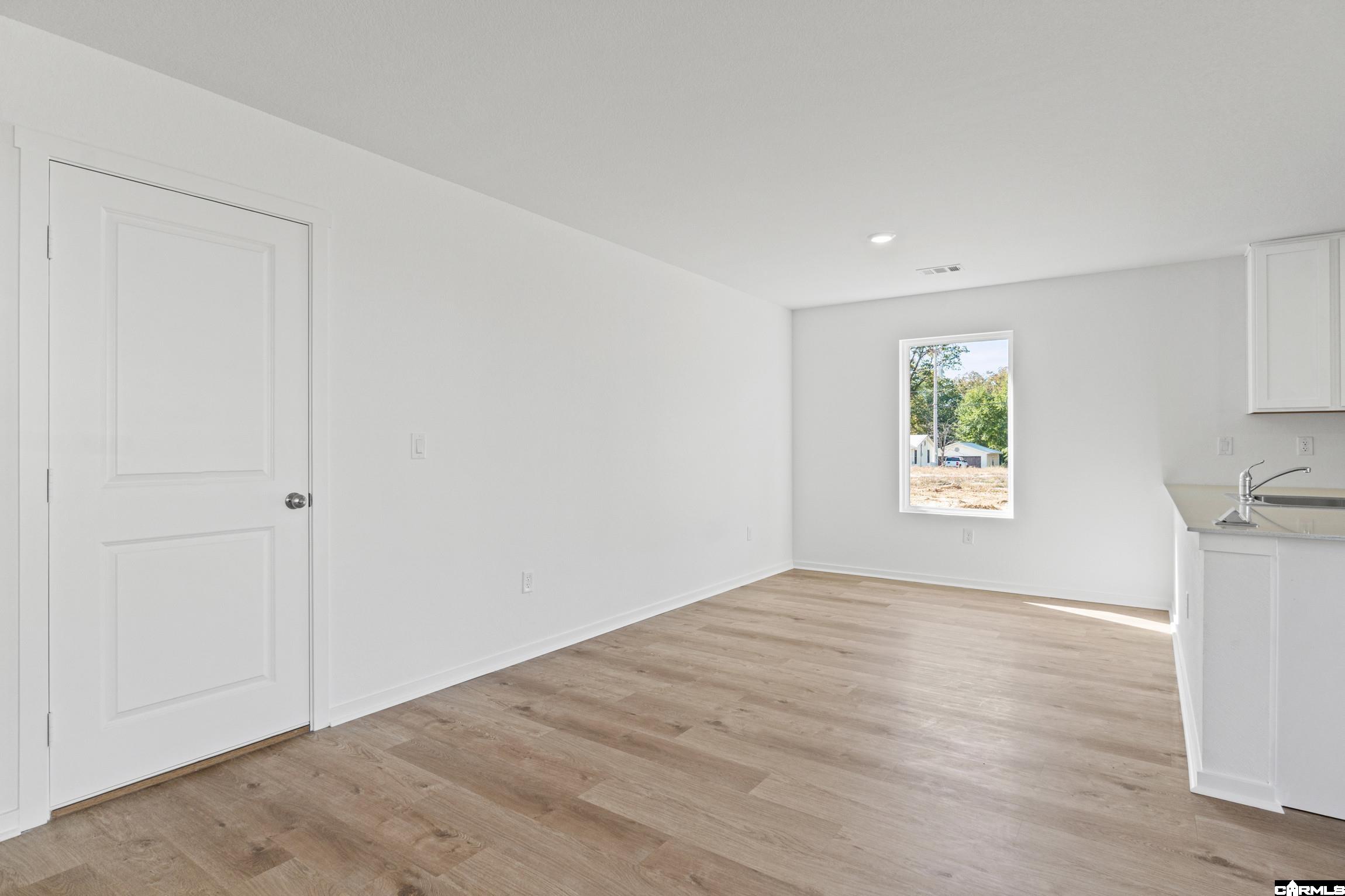 408 Mistflower Cove Property Photo 16