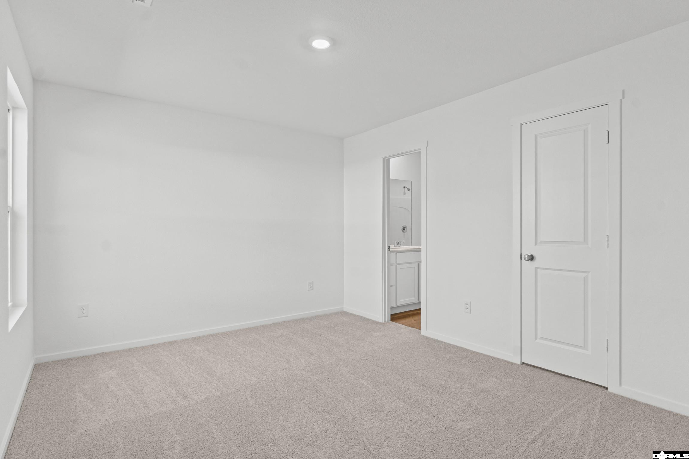 408 Mistflower Cove Property Photo 17