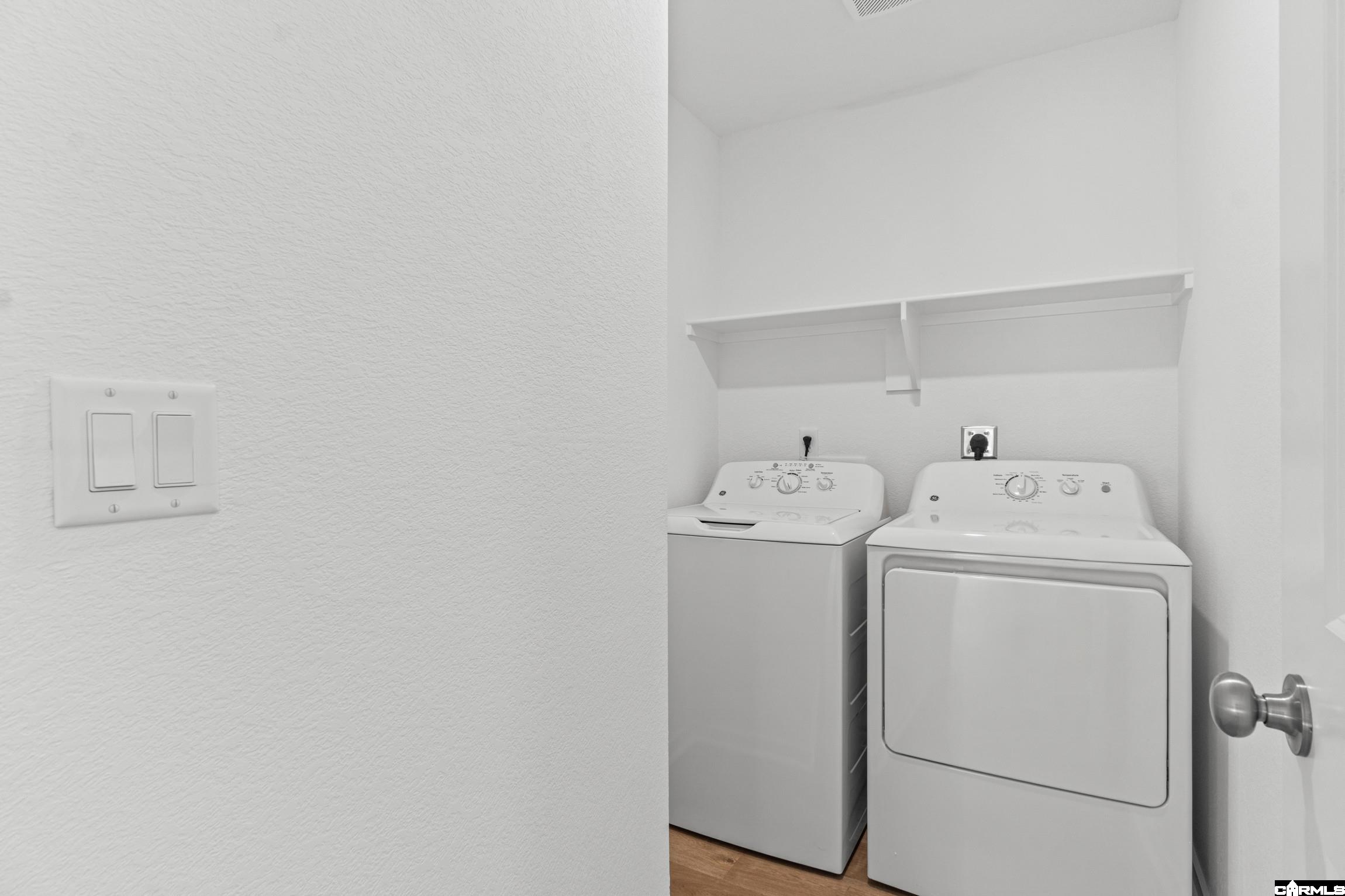 408 Mistflower Cove Property Photo 28