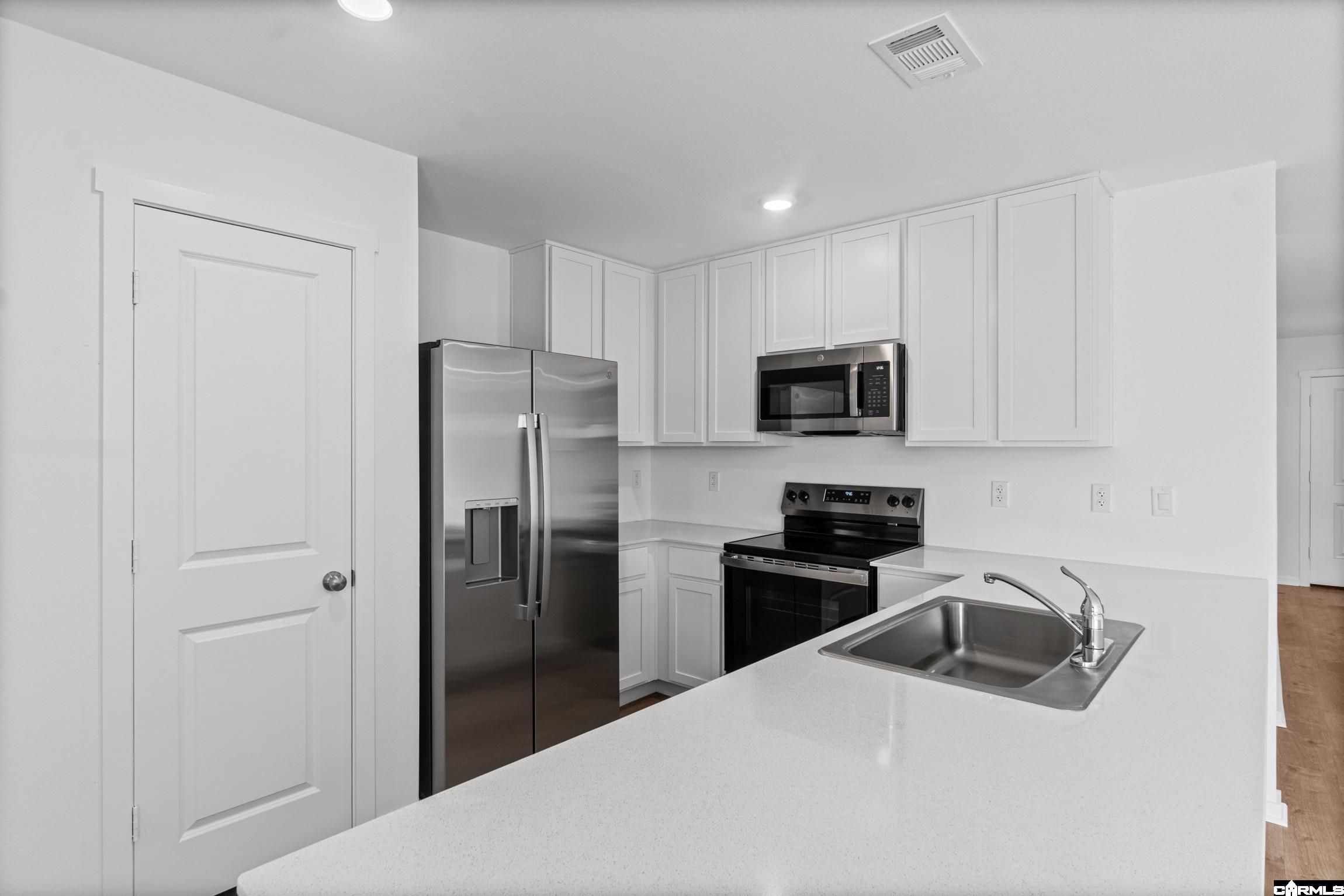 113 Flat Wood Avenue Property Photo 13