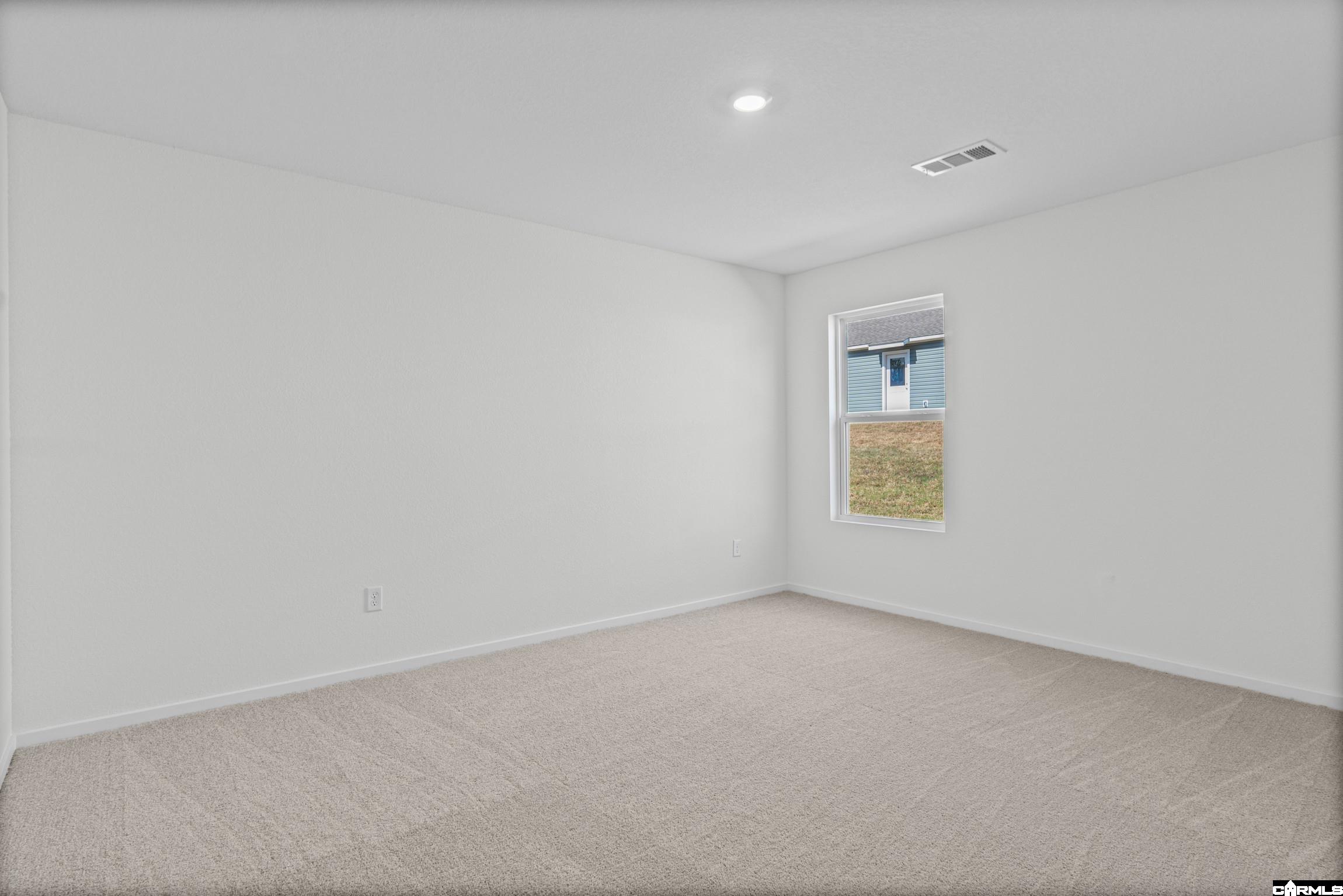 400 Mistflower Cove Property Photo 16
