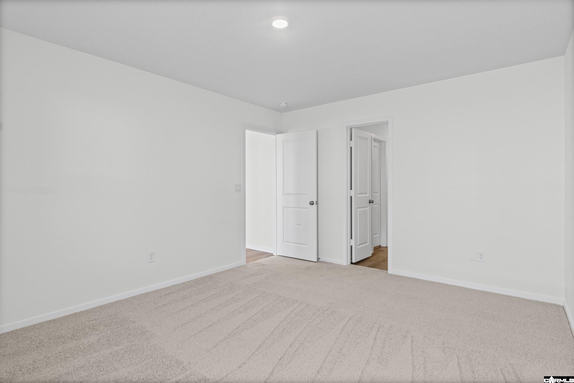 400 Mistflower Cove Property Photo 17