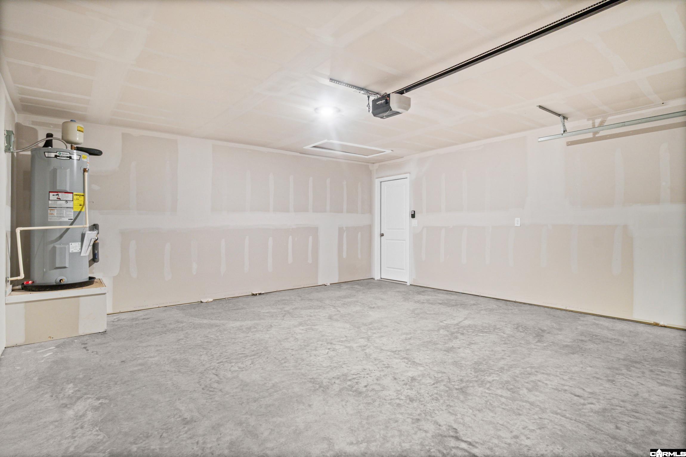 400 Mistflower Cove Property Photo 29