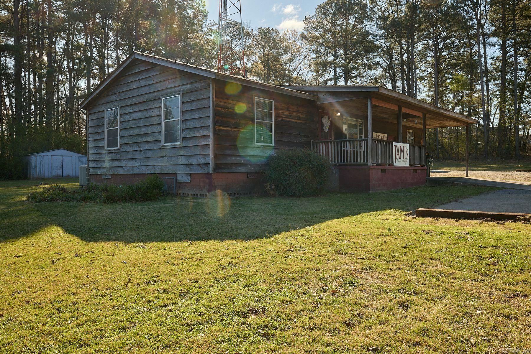 1100 N Reynolds Road Property Photo 1
