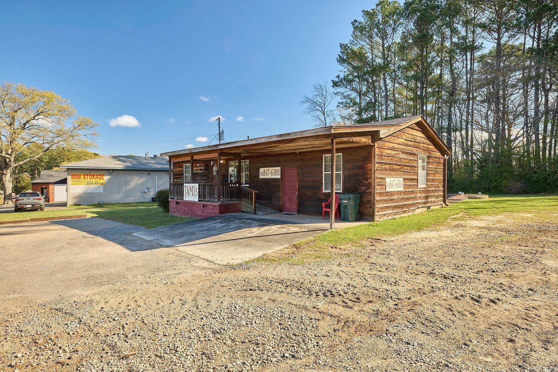 1100 N Reynolds Road Property Photo 3