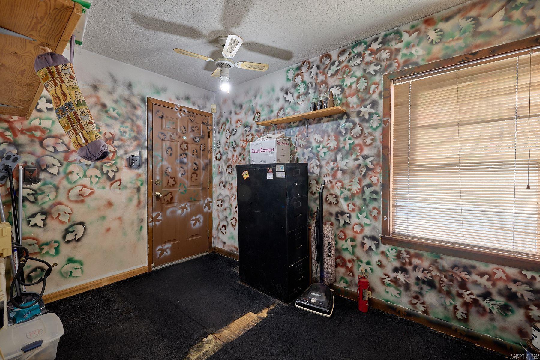 1100 N Reynolds Road Property Photo 24