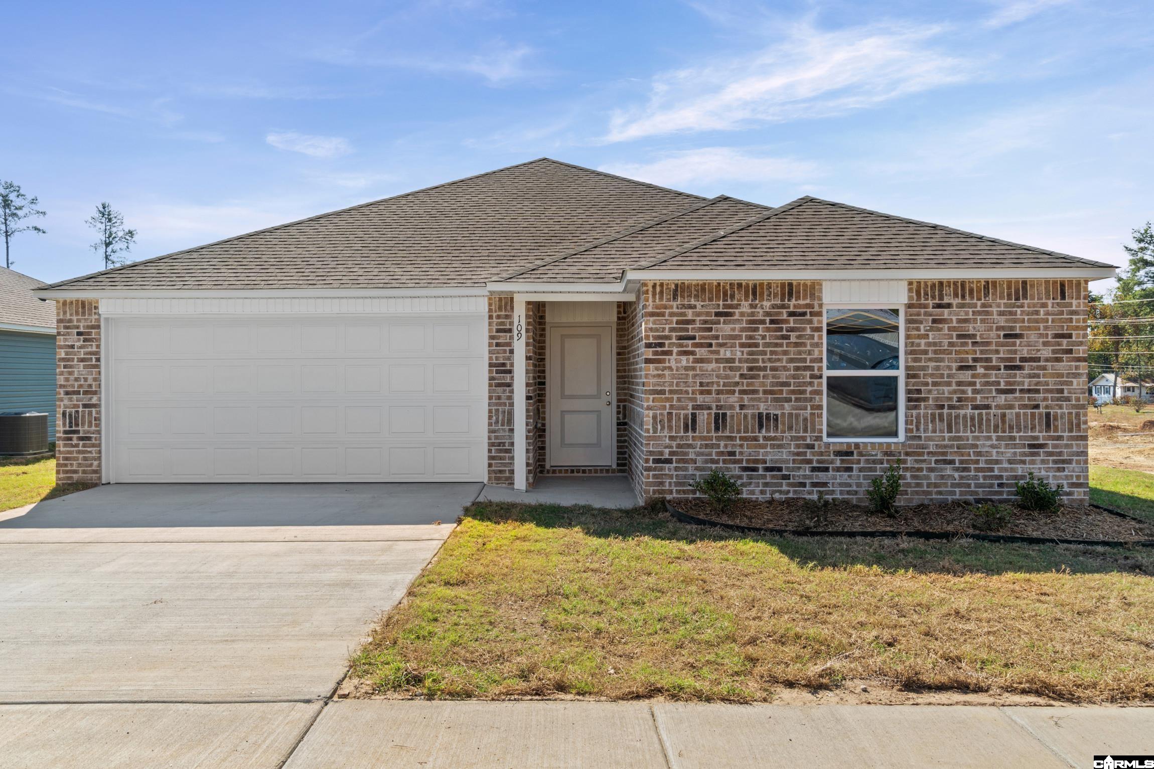 109 Flat Wood Avenue Property Photo 1