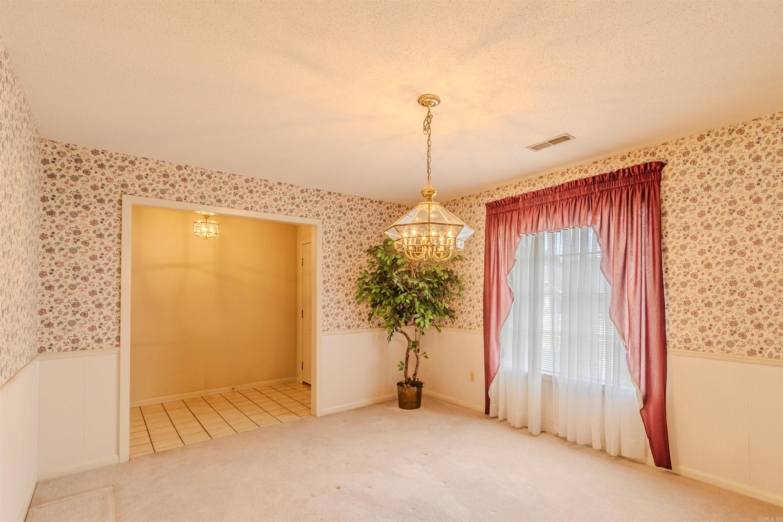 1000 Meriwether Ln Property Photo 19
