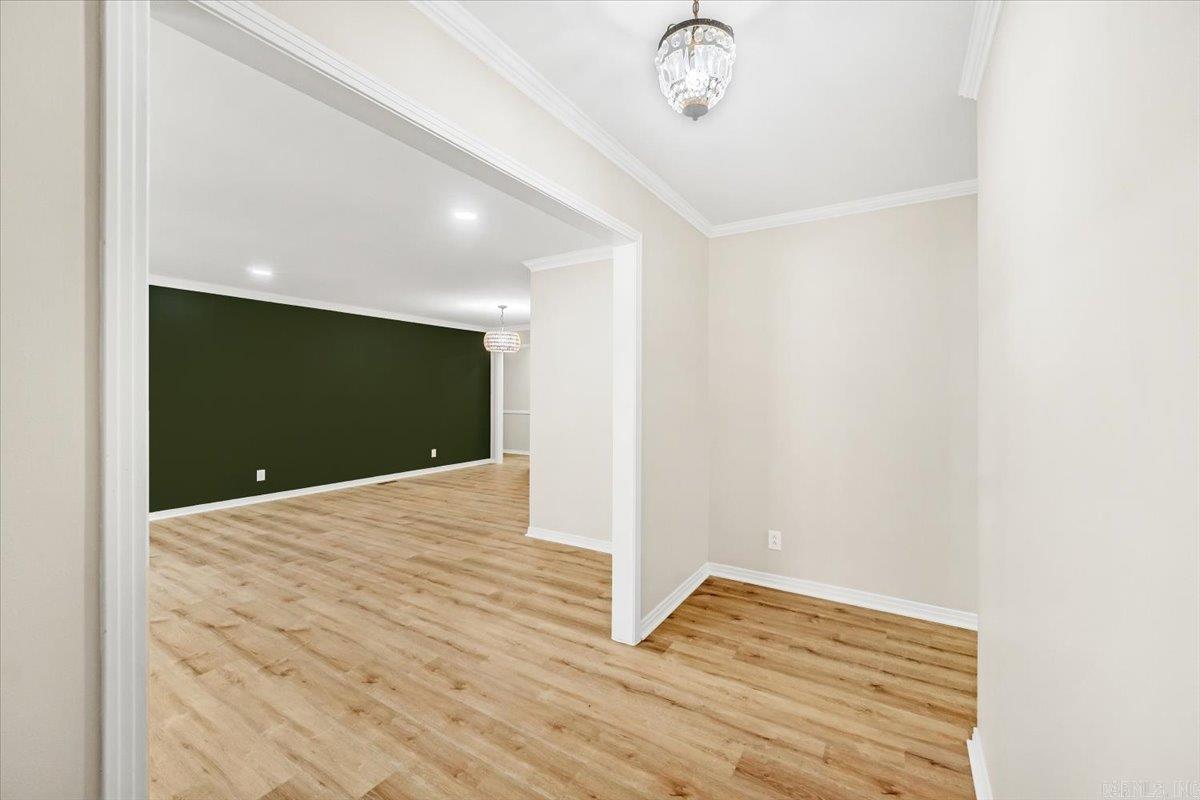 1303 Biscayne Drive Property Photo 5