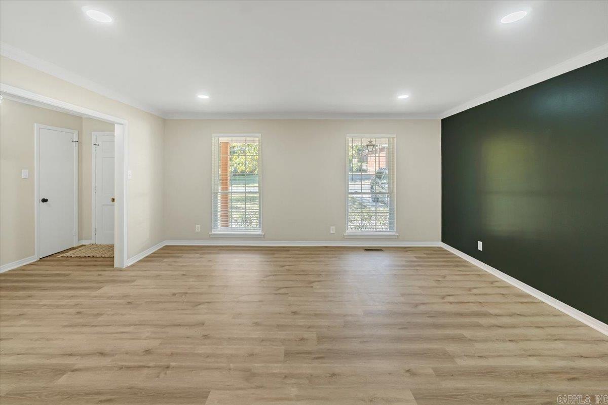 1303 Biscayne Drive Property Photo 6