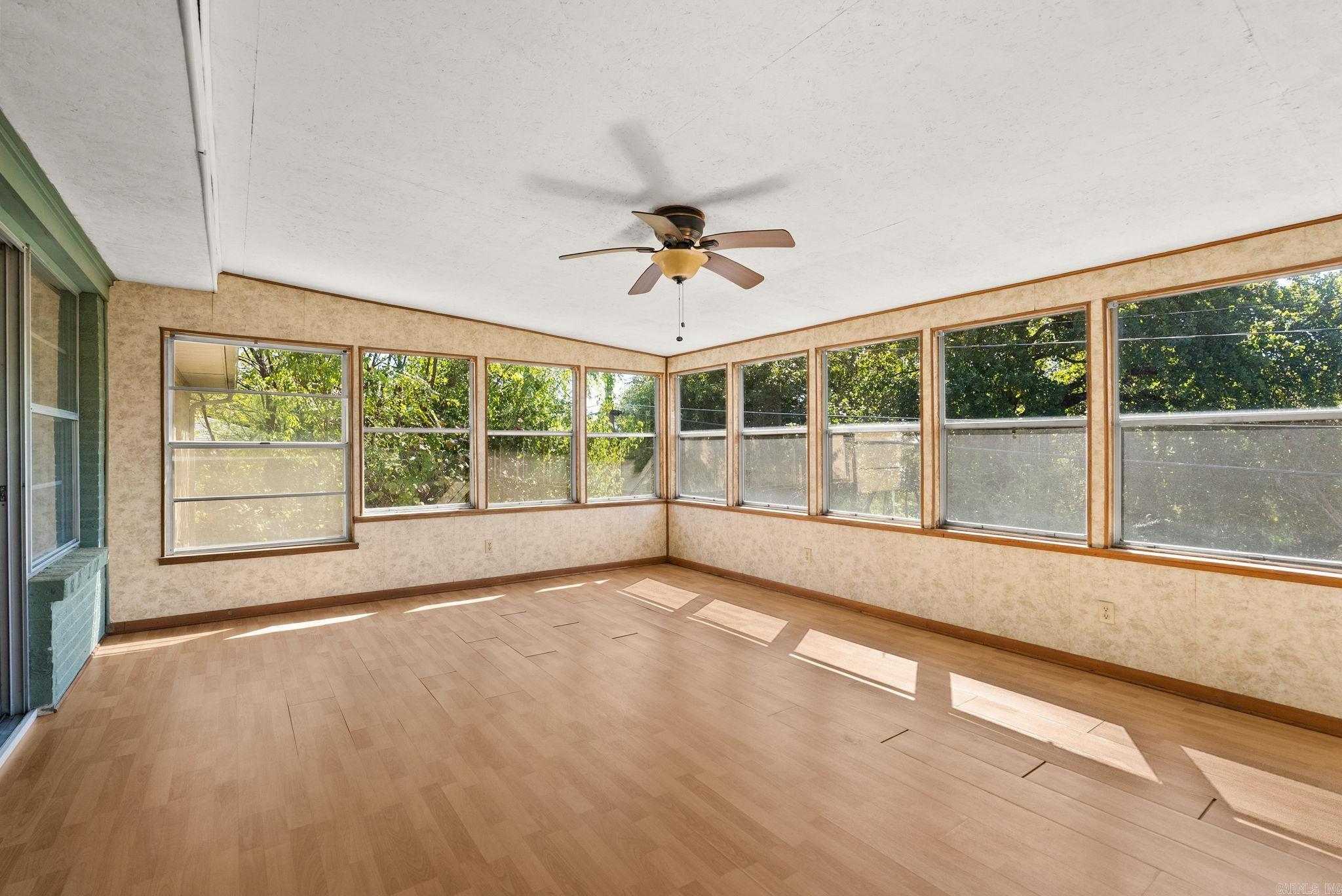 200 W Scenic Drive Property Photo 16
