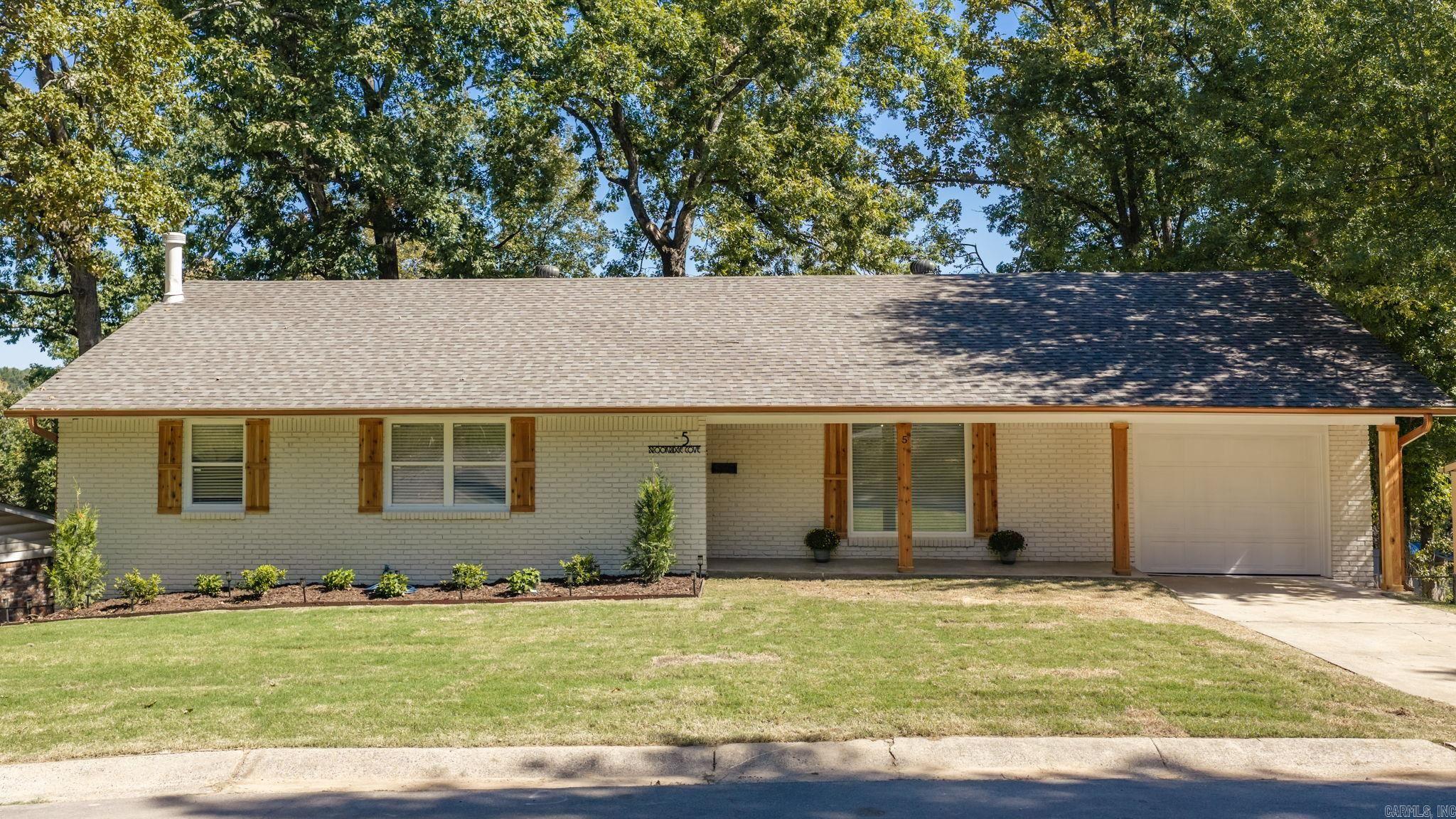 5 Brookridge Cove Property Photo 7