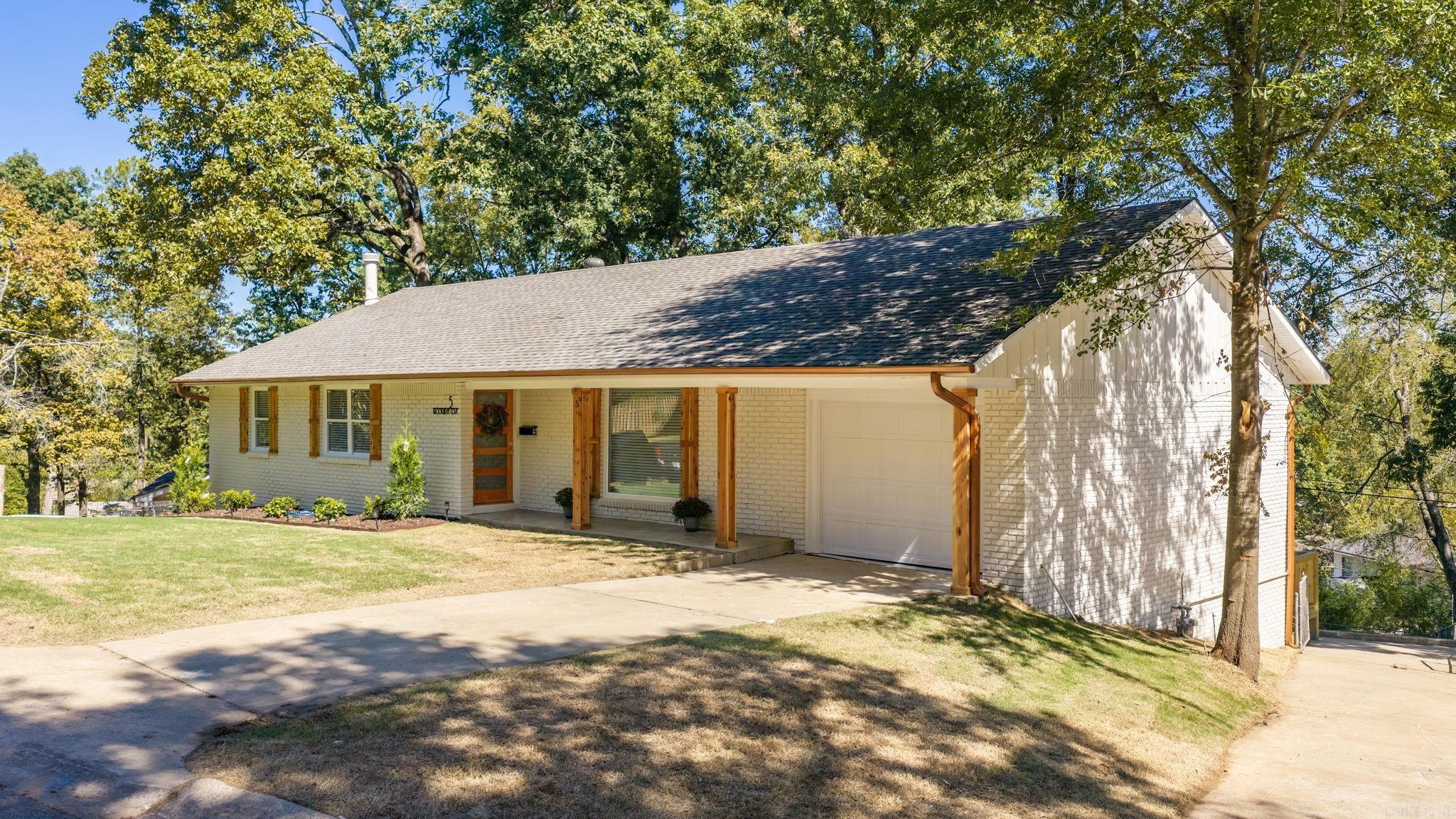 5 Brookridge Cove Property Photo 8