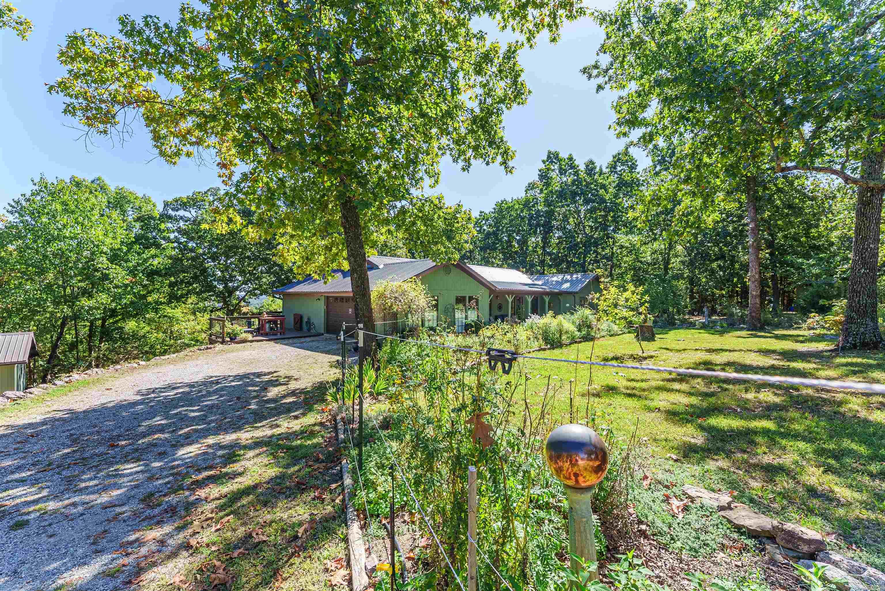 1869 Rocky Ridge Road Property Photo 2