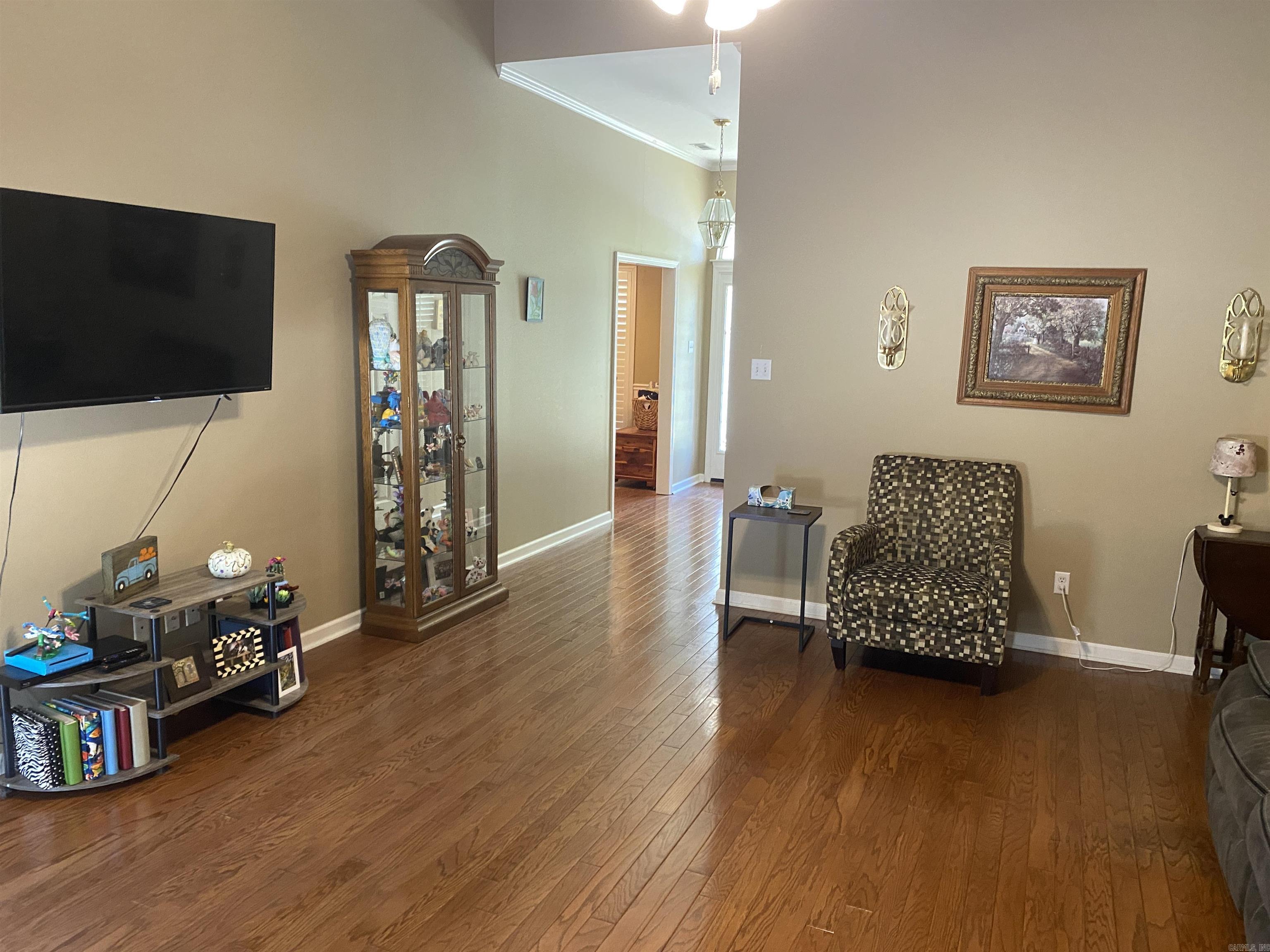 108 Waterside Drive Property Photo 6