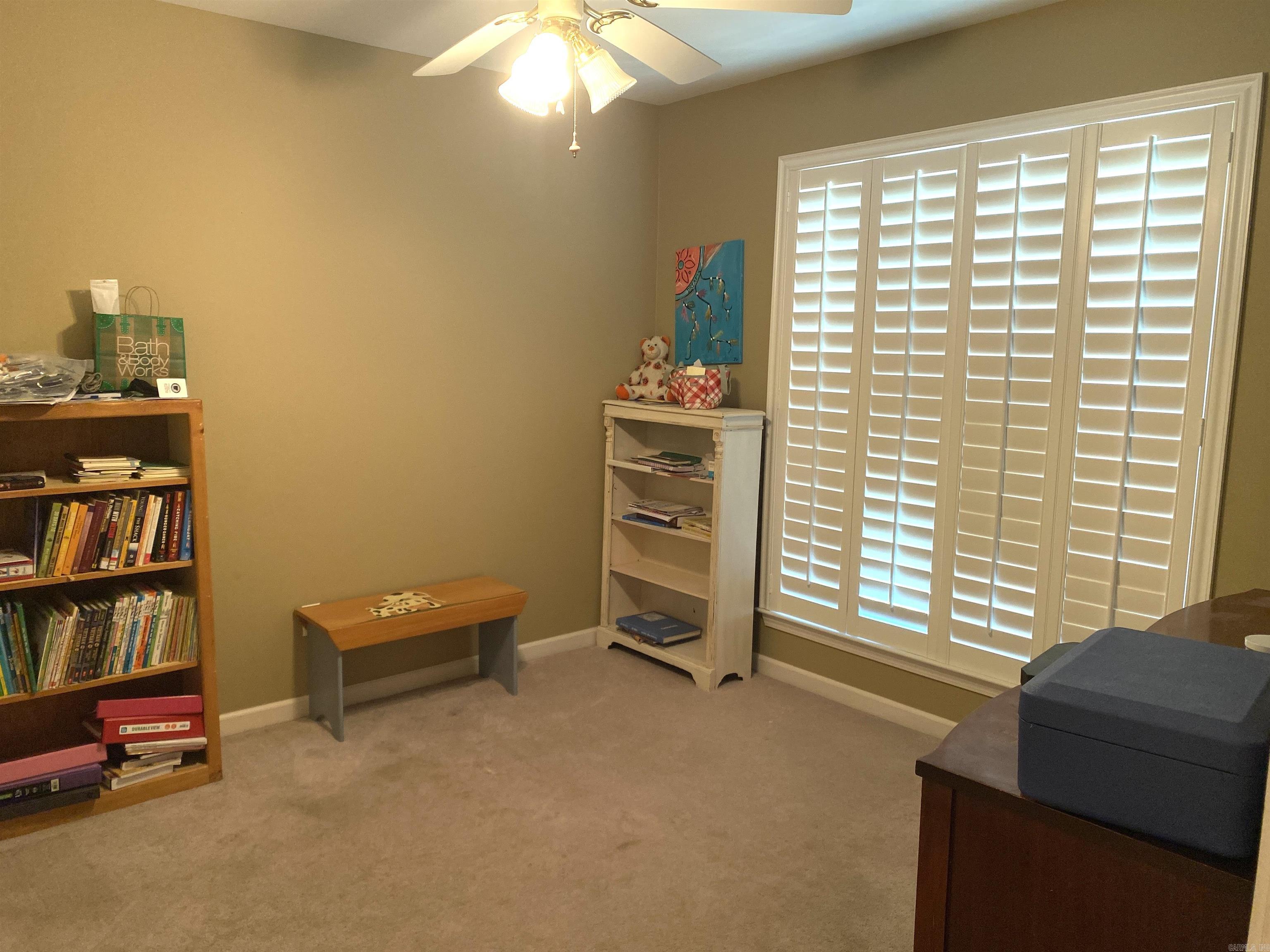 108 Waterside Drive Property Photo 16