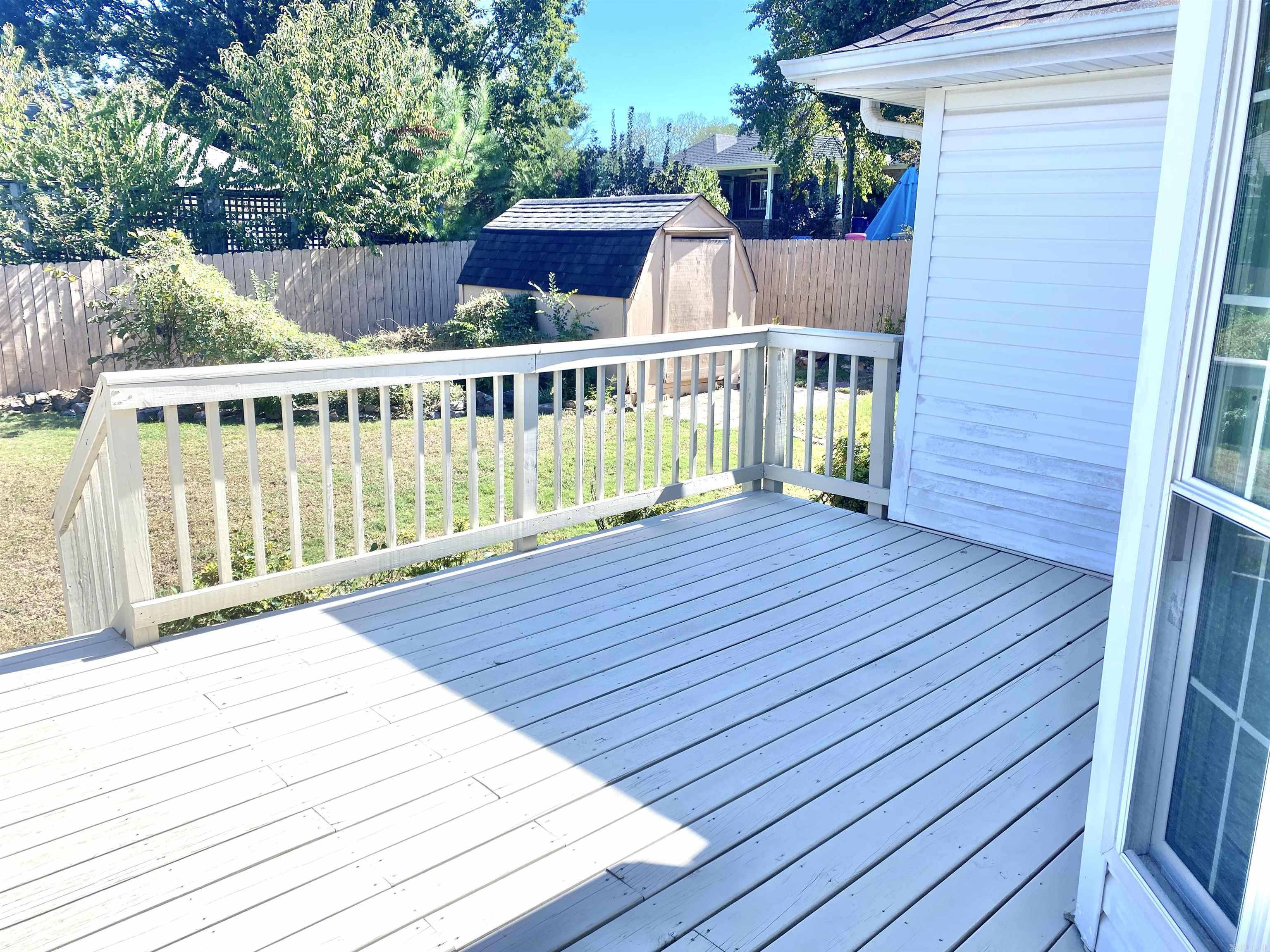 108 Waterside Drive Property Photo 27